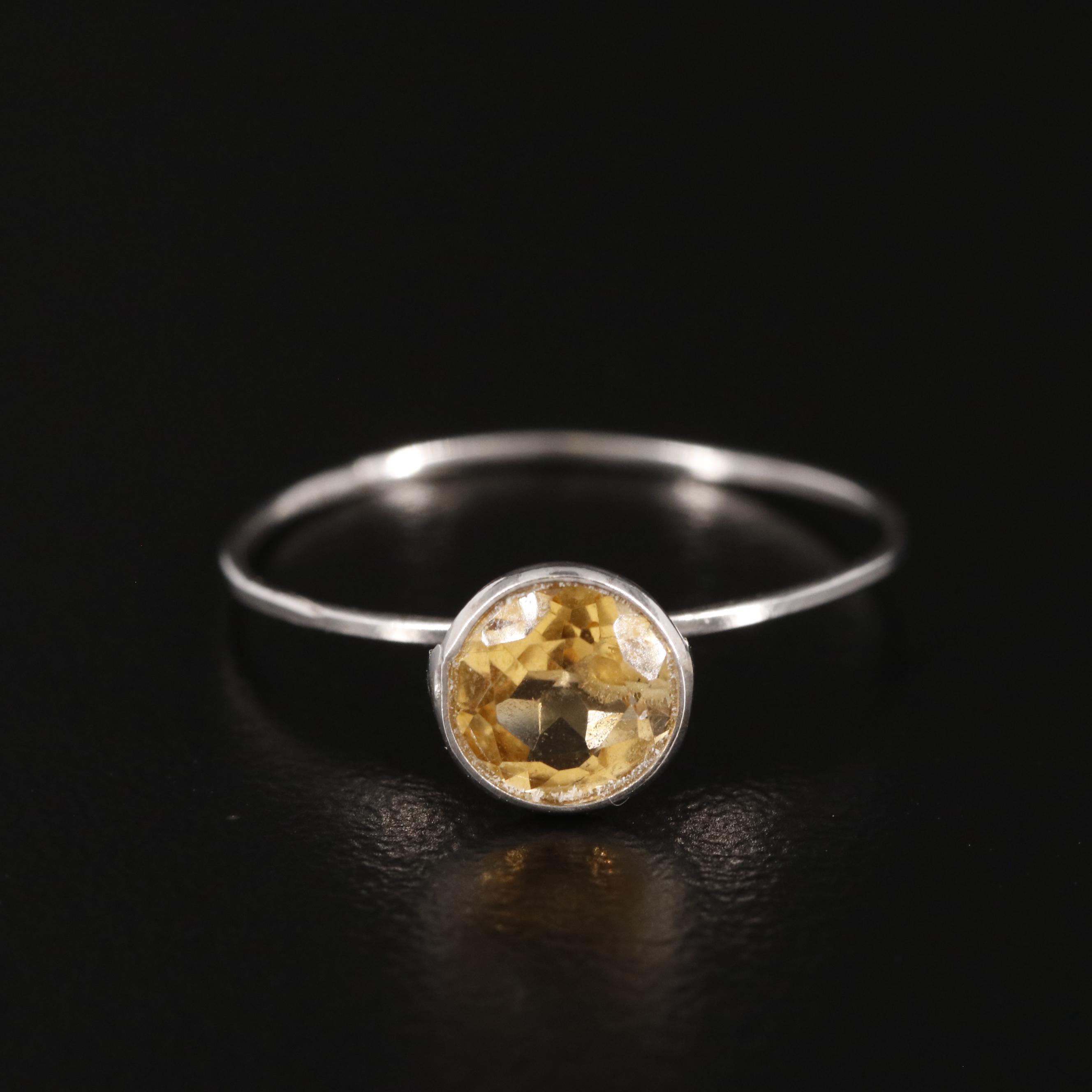 14K Citrine Solitaire Ring