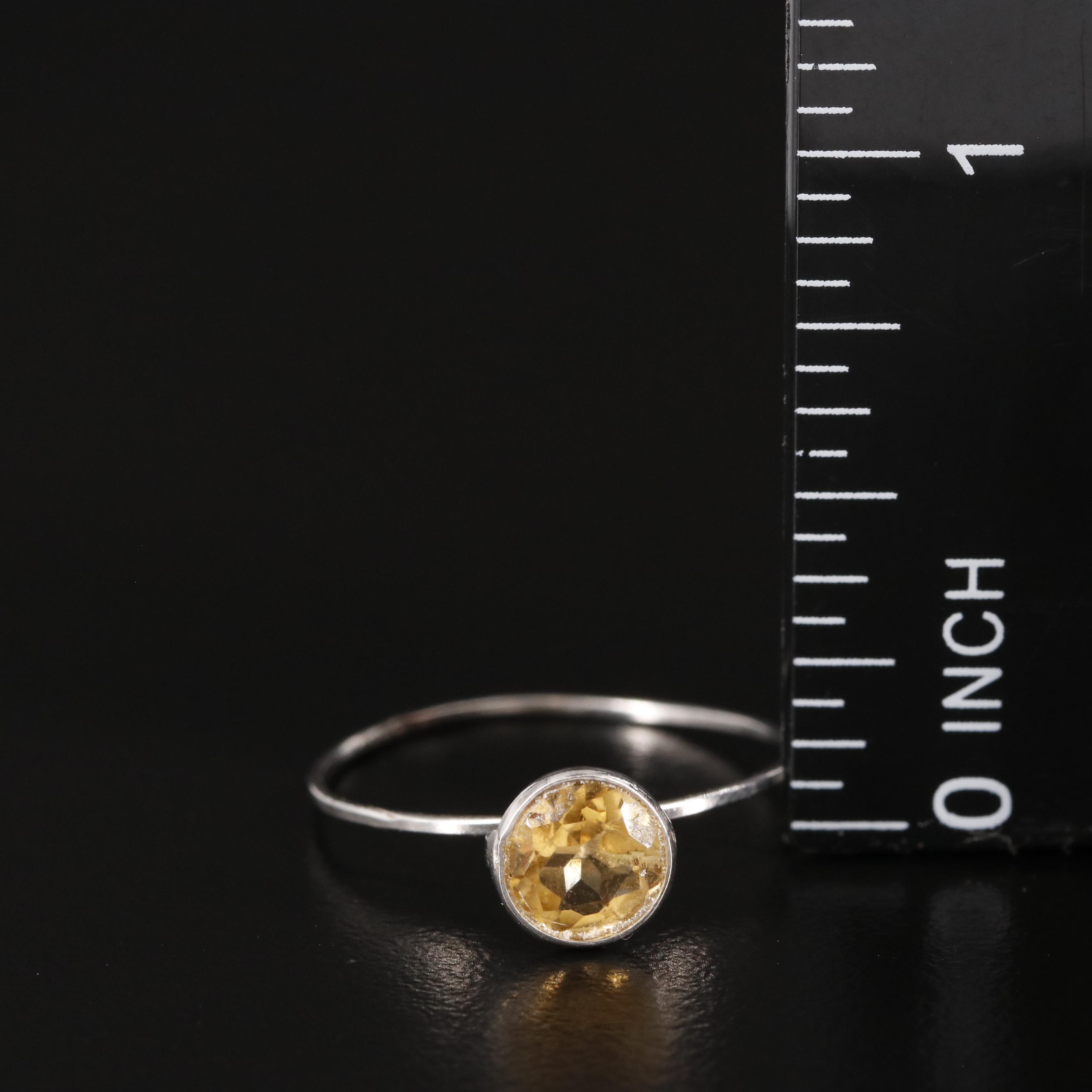 14K Citrine Solitaire Ring