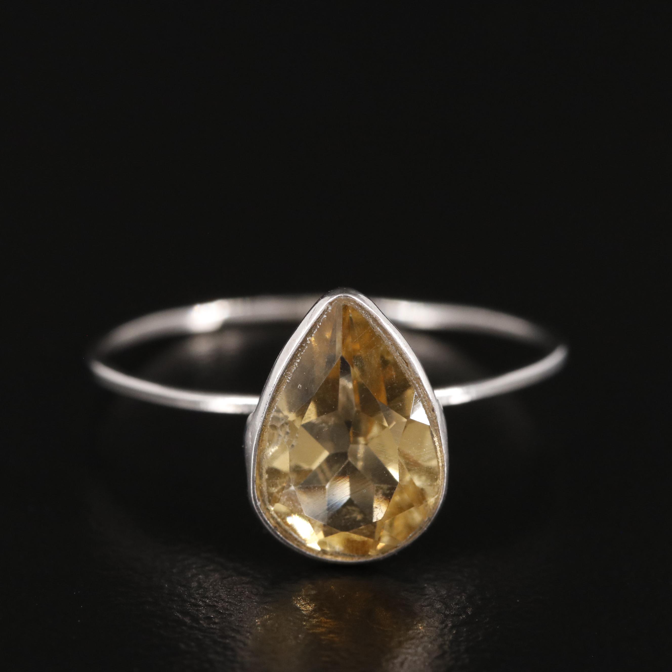14K Citrine Solitaire Ring