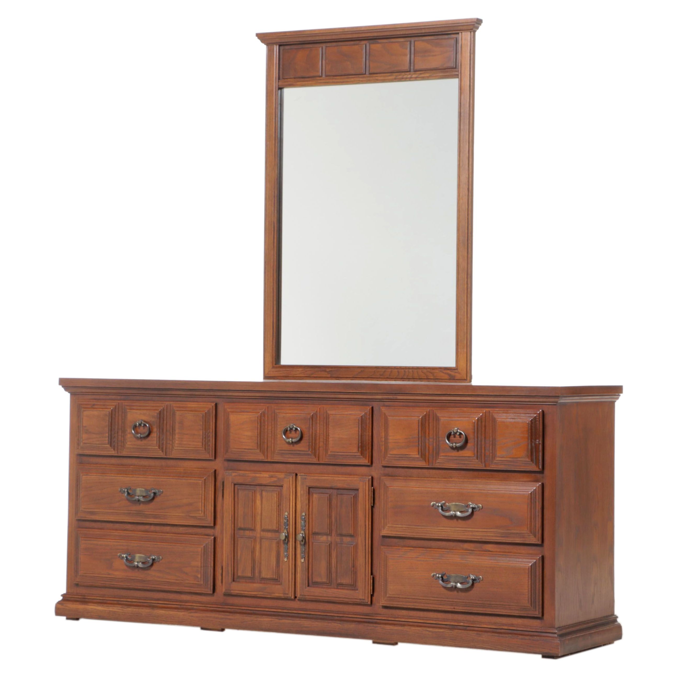 Kroehler French Provincial Style Oak Nine-Drawer Dresser