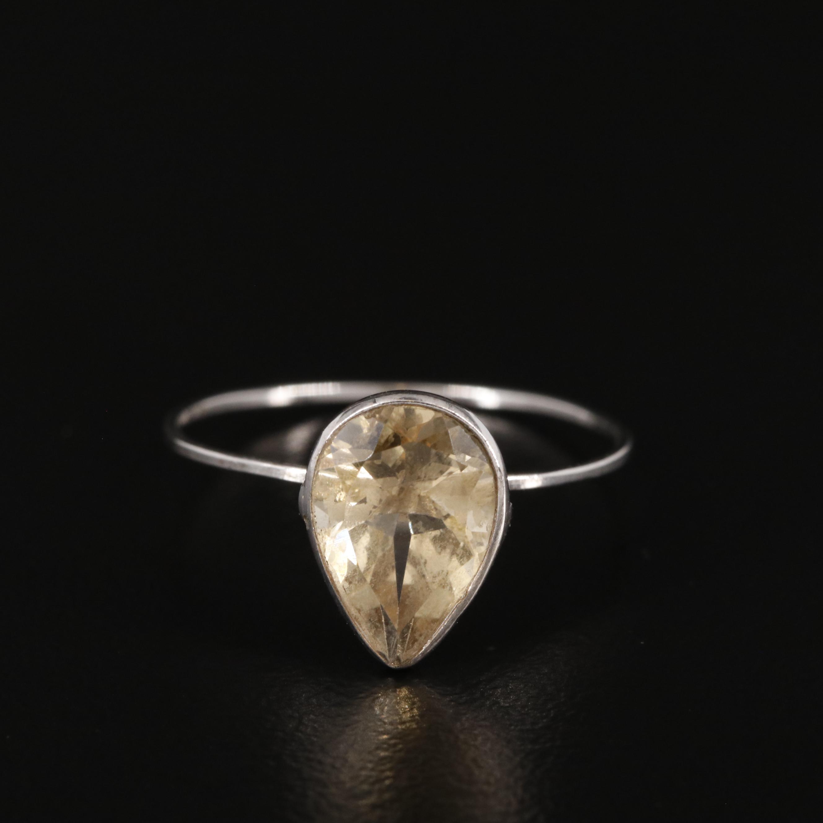 14K Citrine Solitaire Ring