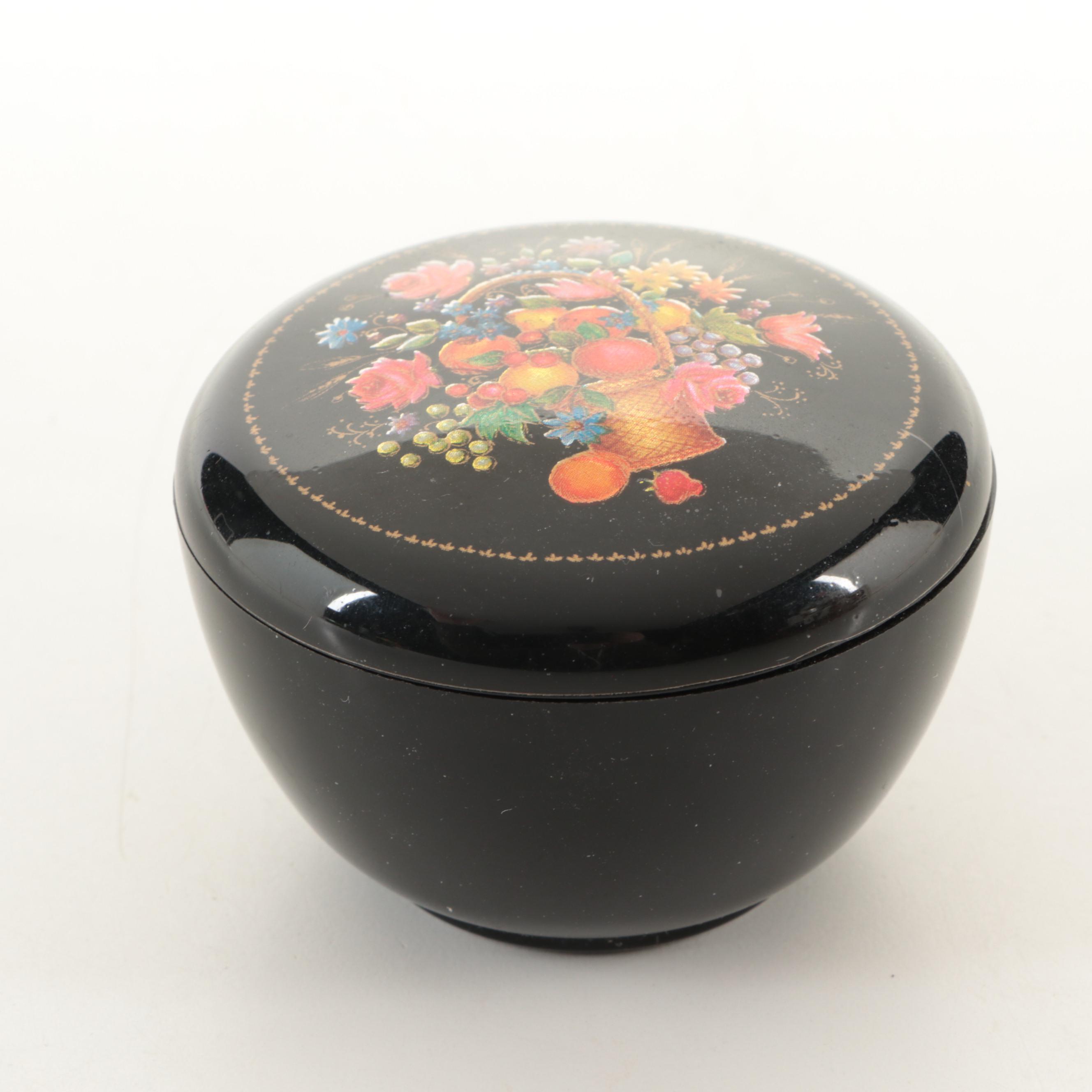 Japanese Basket Weave Graduated Lacquer Bowls with Lacquer Style Box