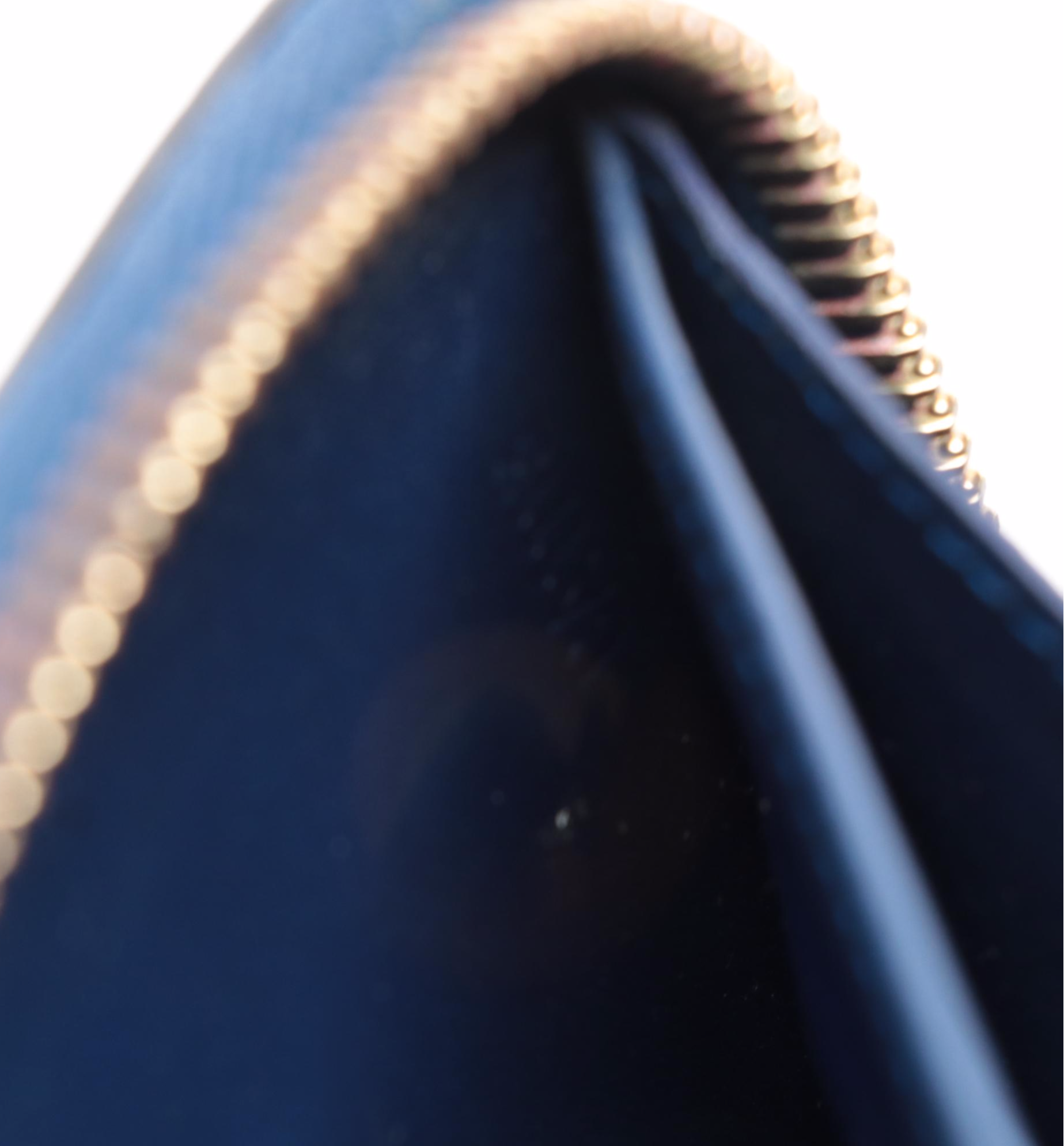 Louis Vuitton Zippy Wallet in Grand Blue Monogram Vernis