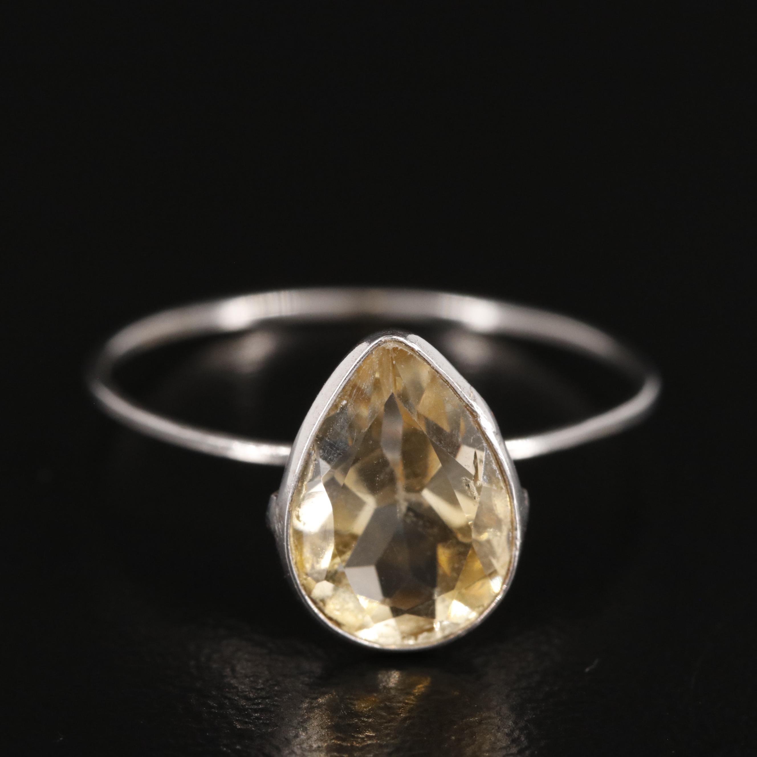 14K Citrine Solitaire Ring