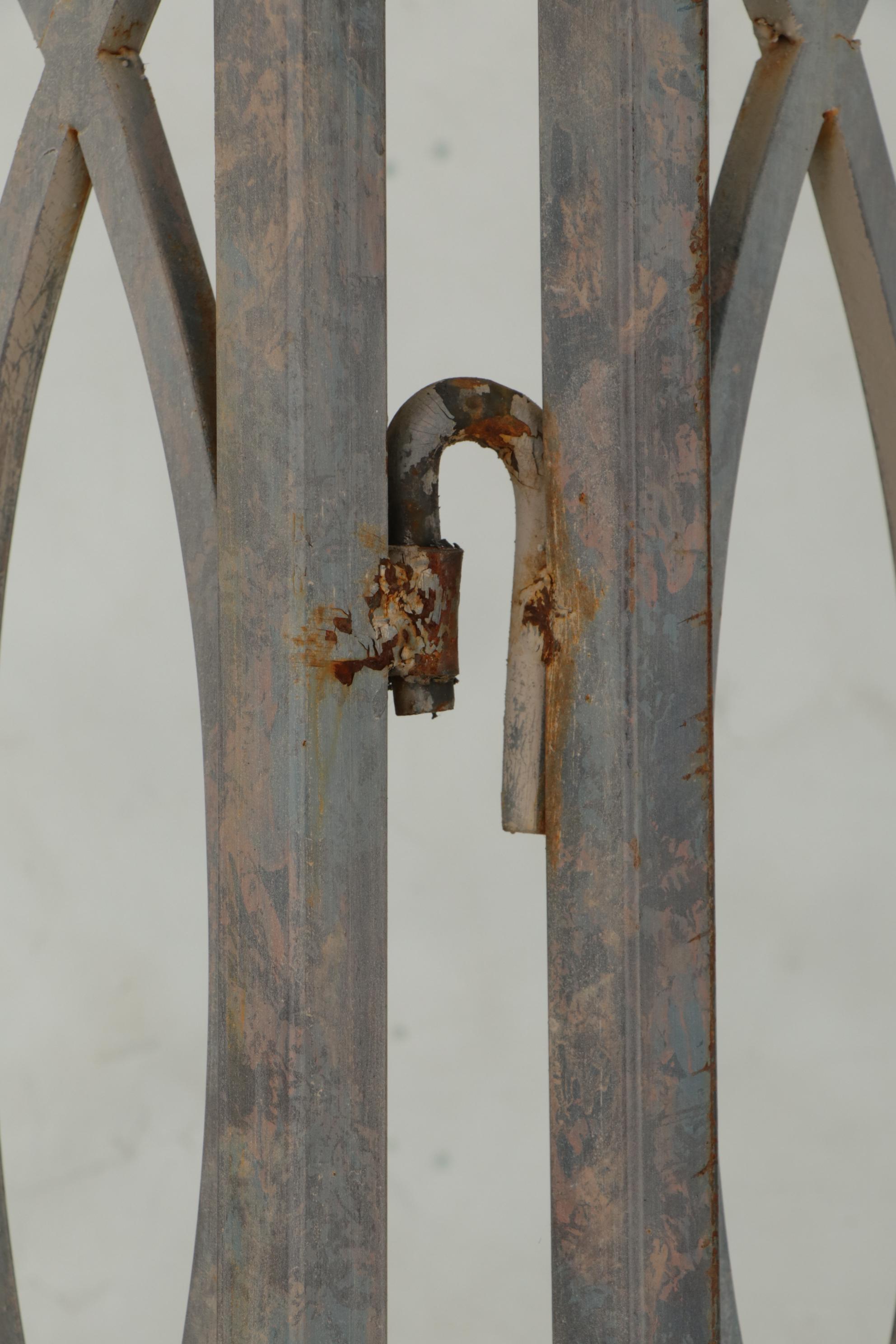 Gothic Style Bar Metal and Textured Glass Three-Panel Folding Screen