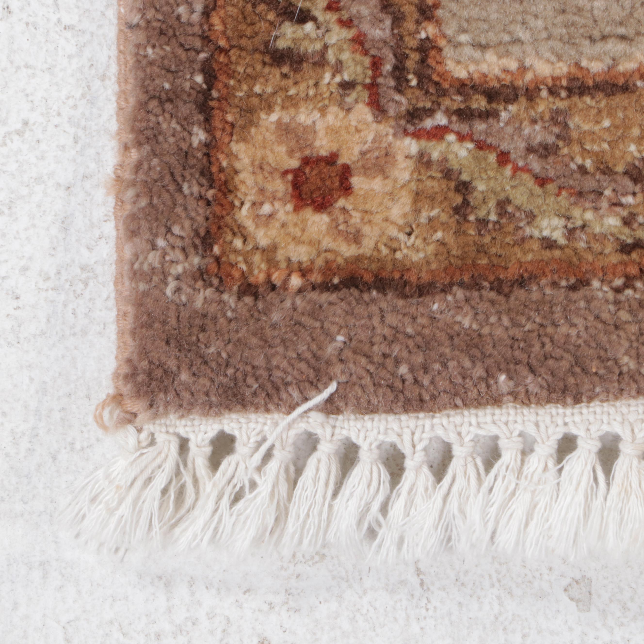 7'11 x 10'3 Hand-Knotted Indian Agra Area Rug