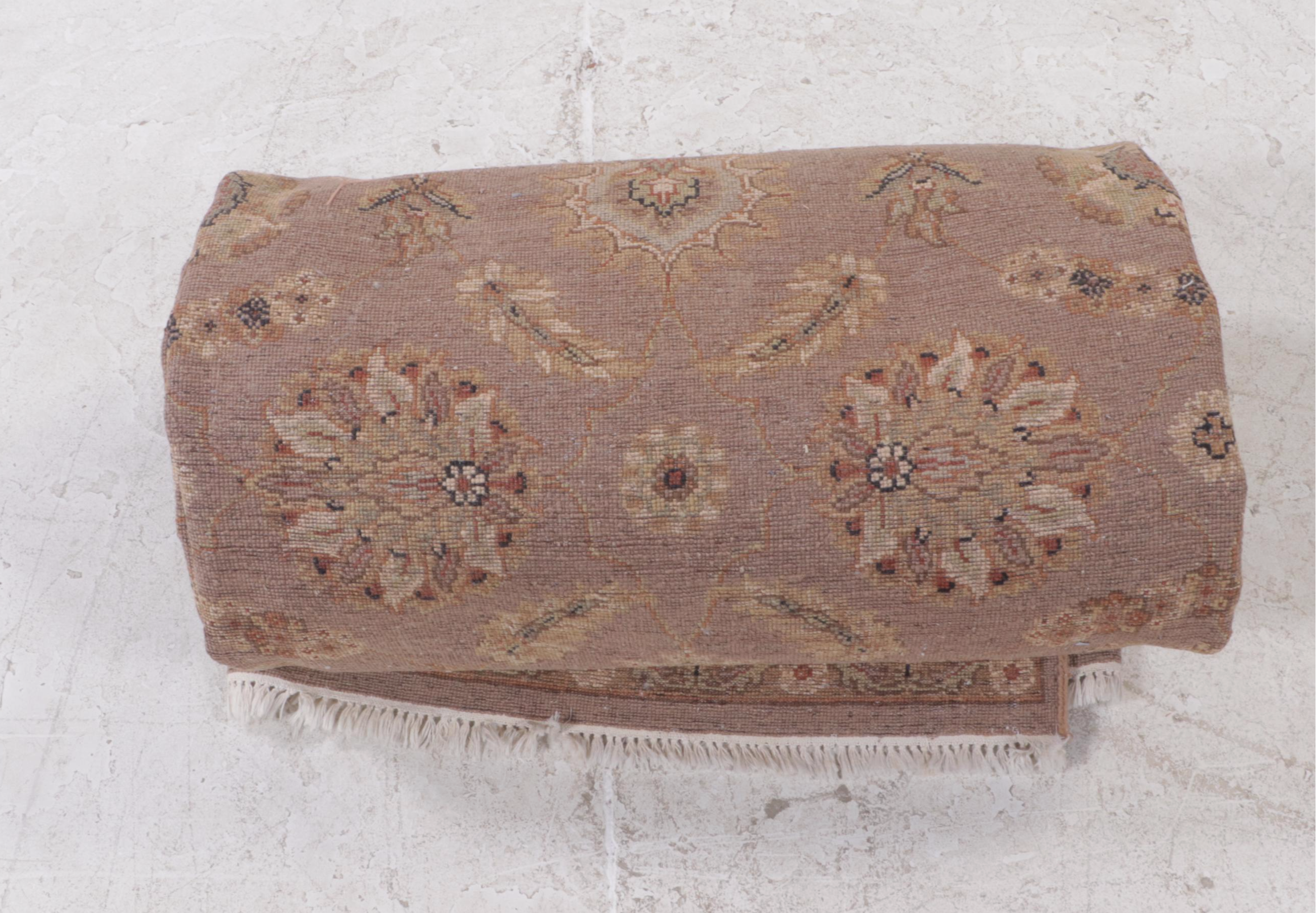 7'11 x 10'3 Hand-Knotted Indian Agra Area Rug