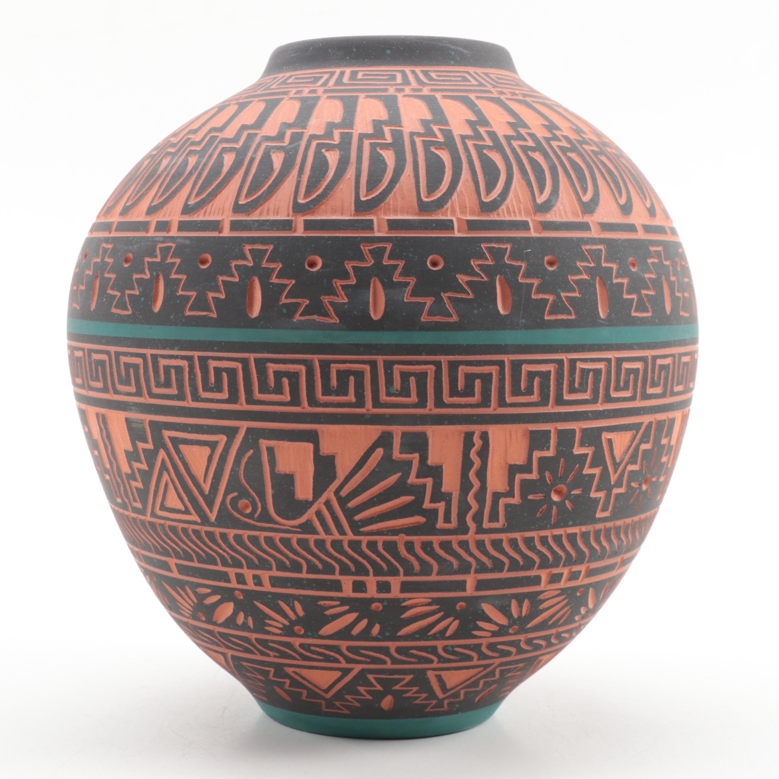 Dennis Charlie Navajo Sgraffito Pottery Bowl