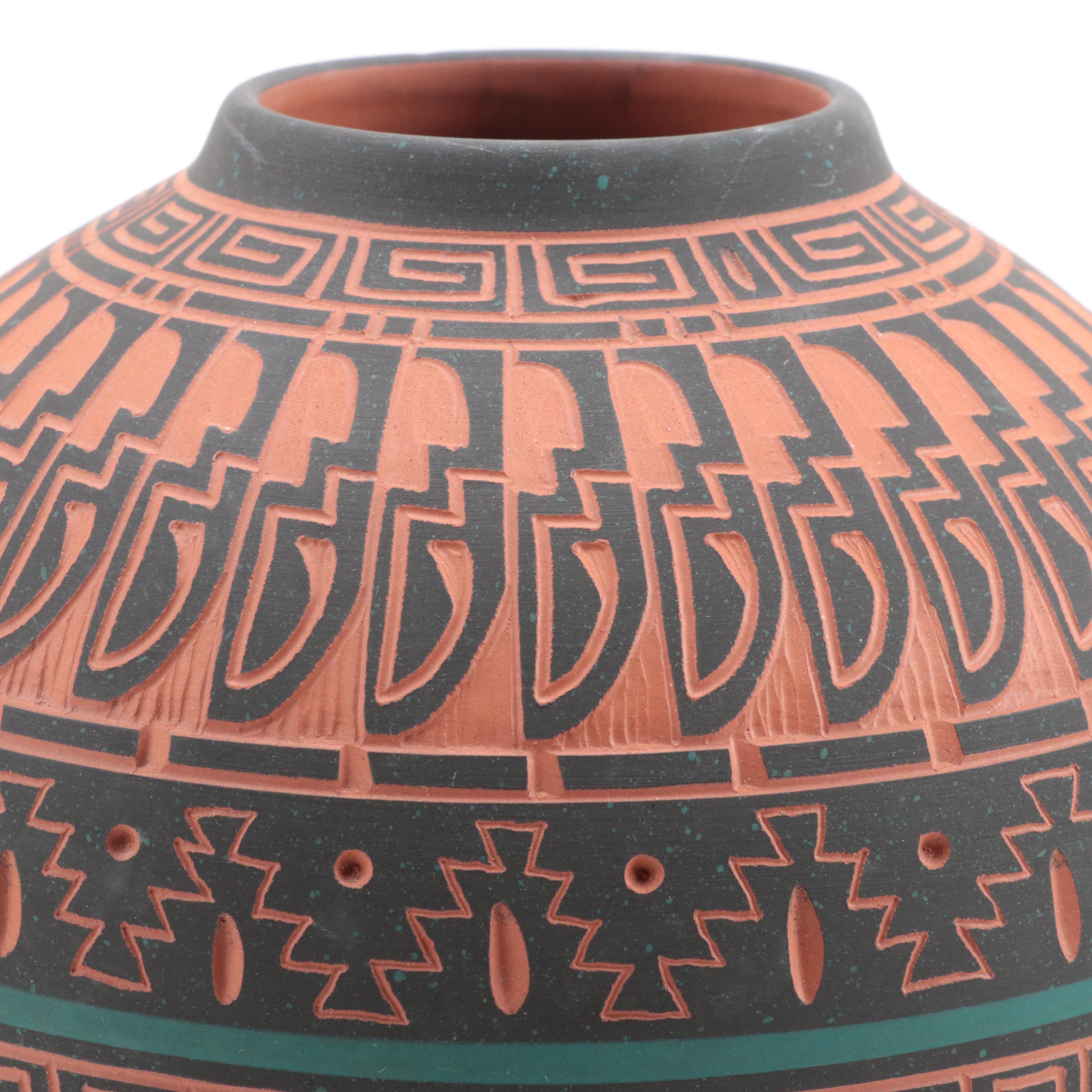 Dennis Charlie Navajo Sgraffito Pottery Bowl