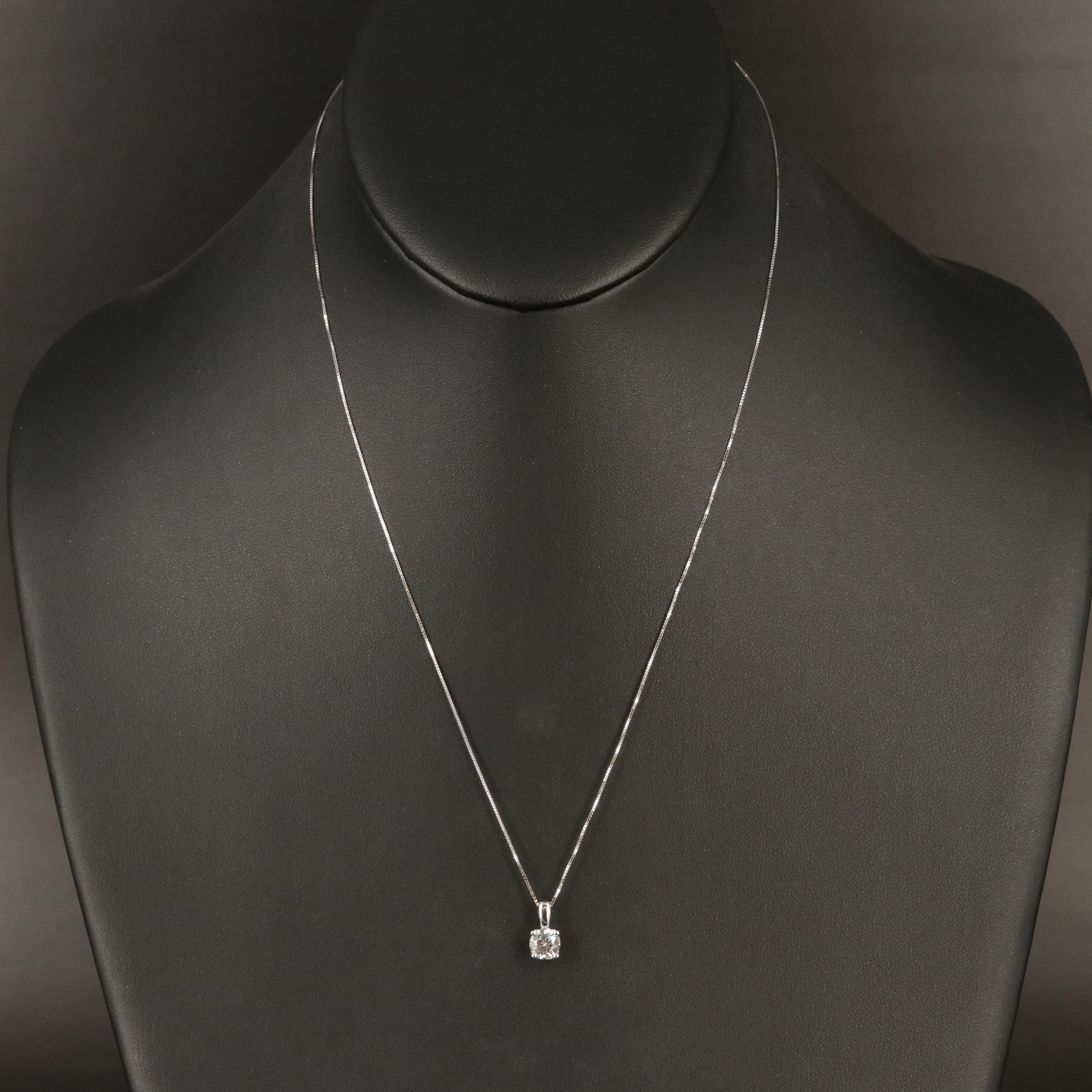 14K 0.76 CT Lab Grown Diamond with IGI Report