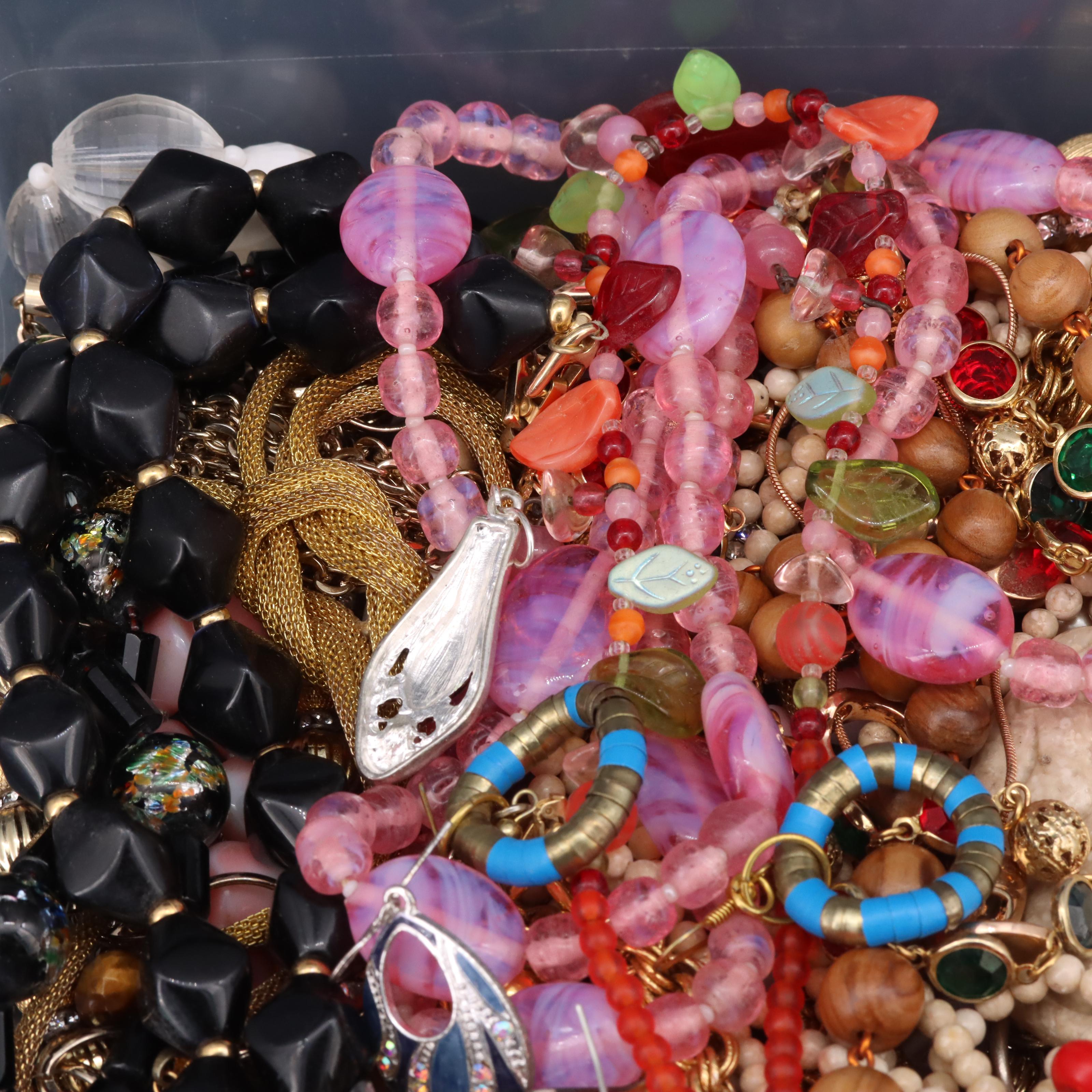 Uncommon Discoveries: Jewelry Collection