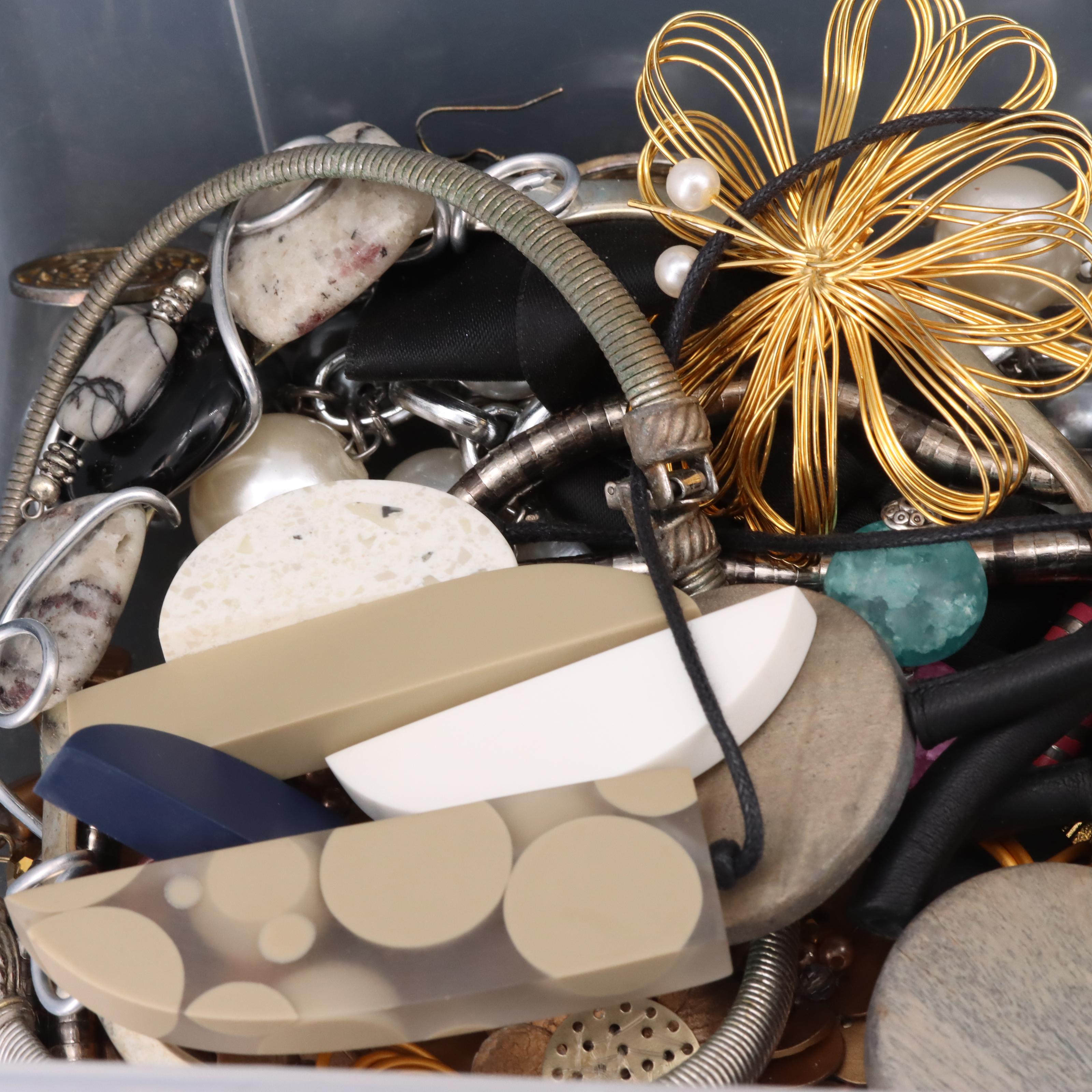 Uncommon Discoveries: Jewelry Collection