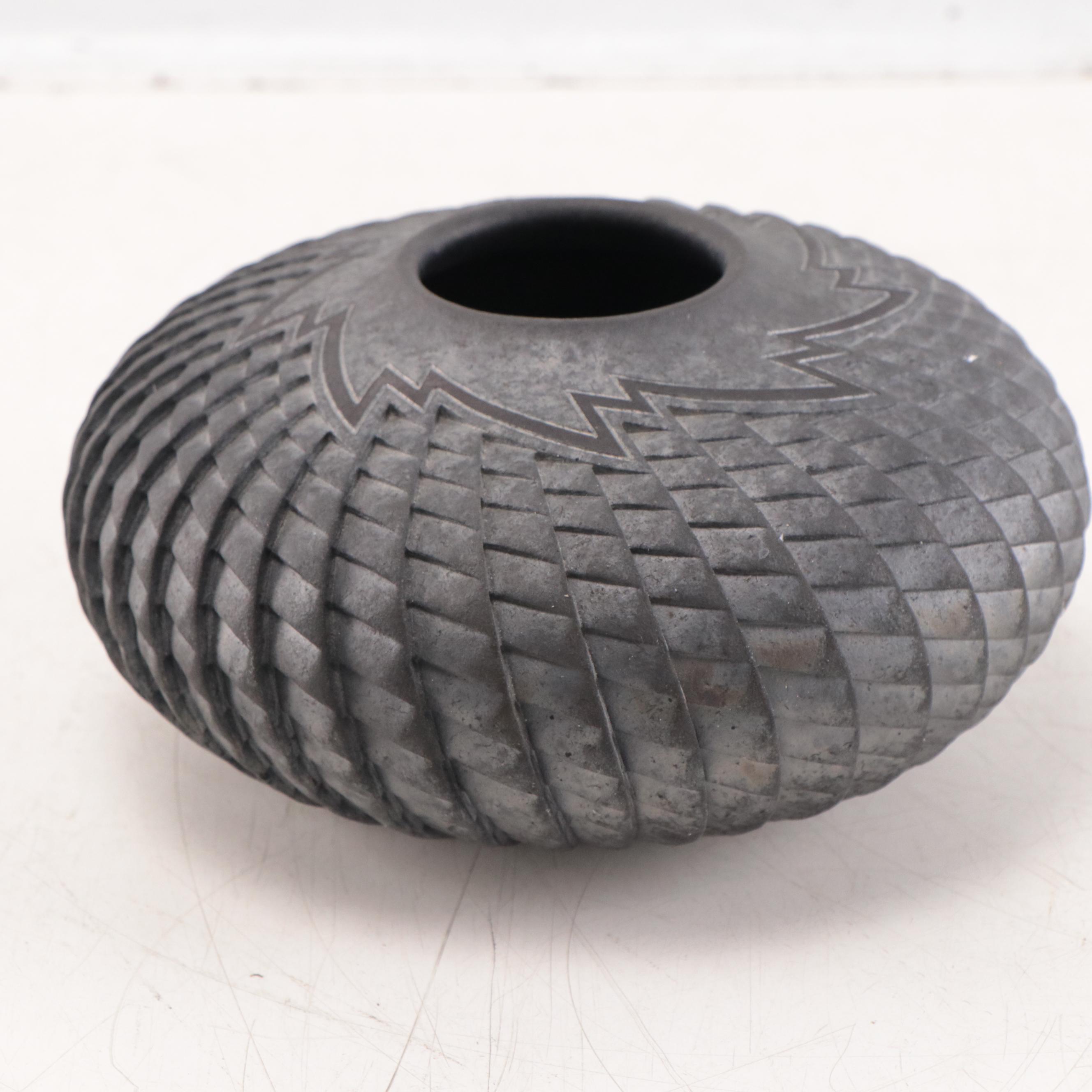 Kenneth Standhardt ZigZag and Lightning Theme Earthenware Vessel