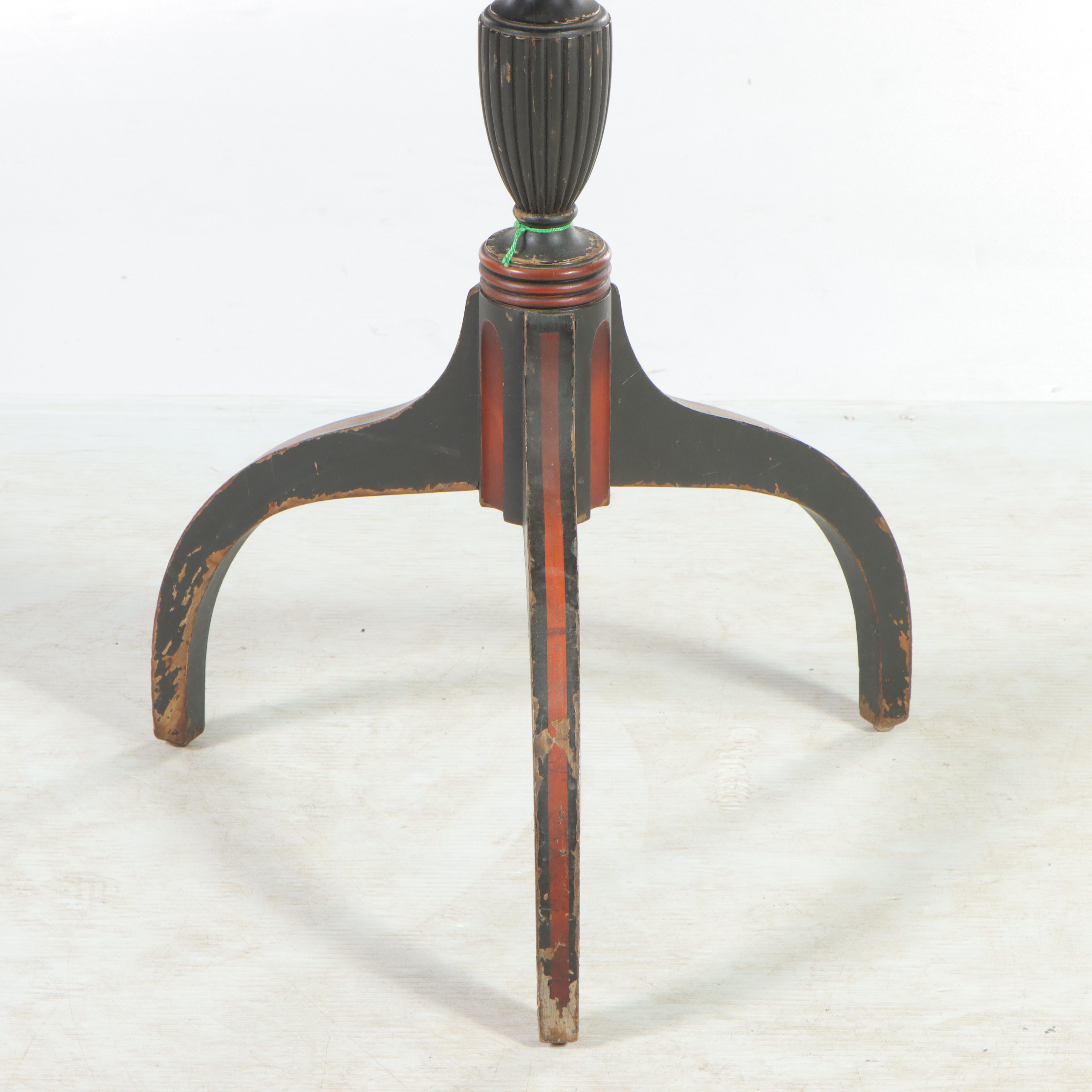 Neoclassical Style Paint-Decorated Tilt-Top Table, Early to Mid 20th Century