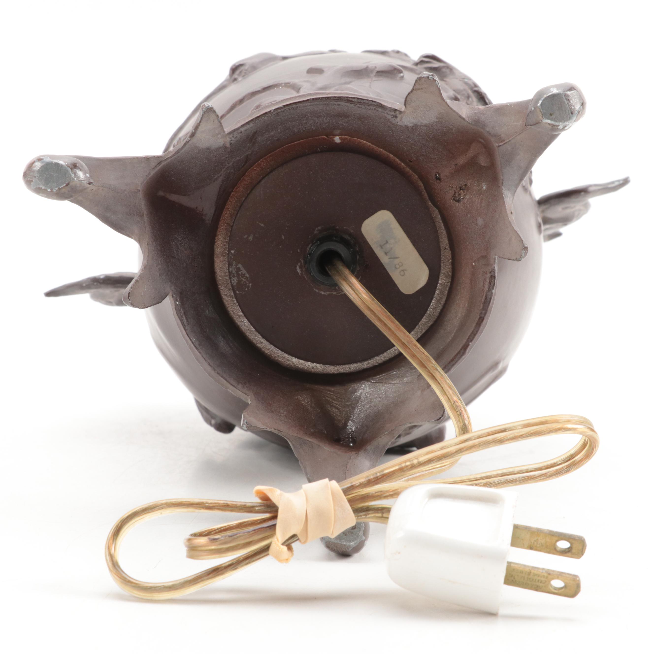 Japanese Style Guardian Lion Handled Bronzed Metal Vase Table Lamp