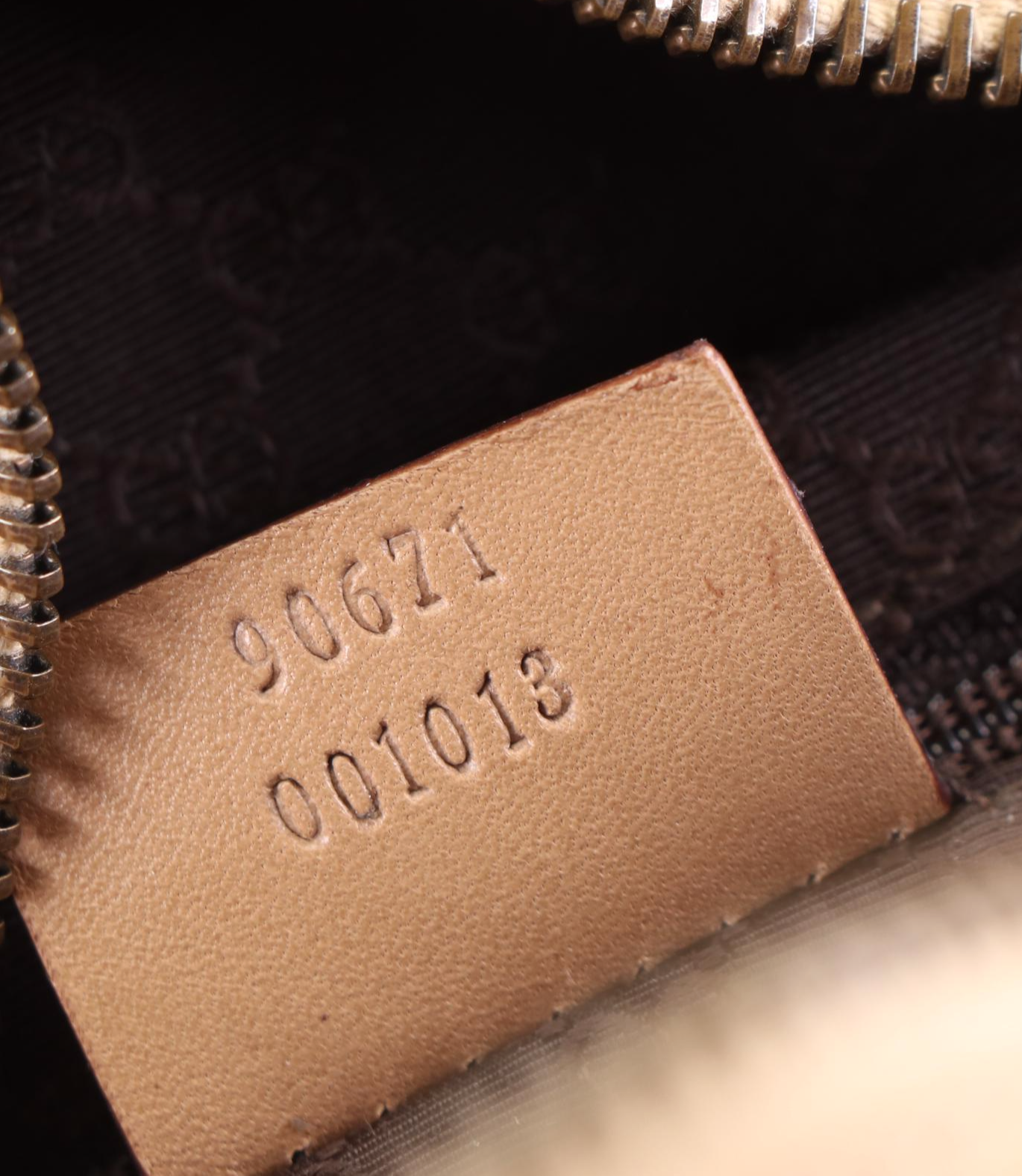 Gucci Small Dome Bag in Smooth Leather