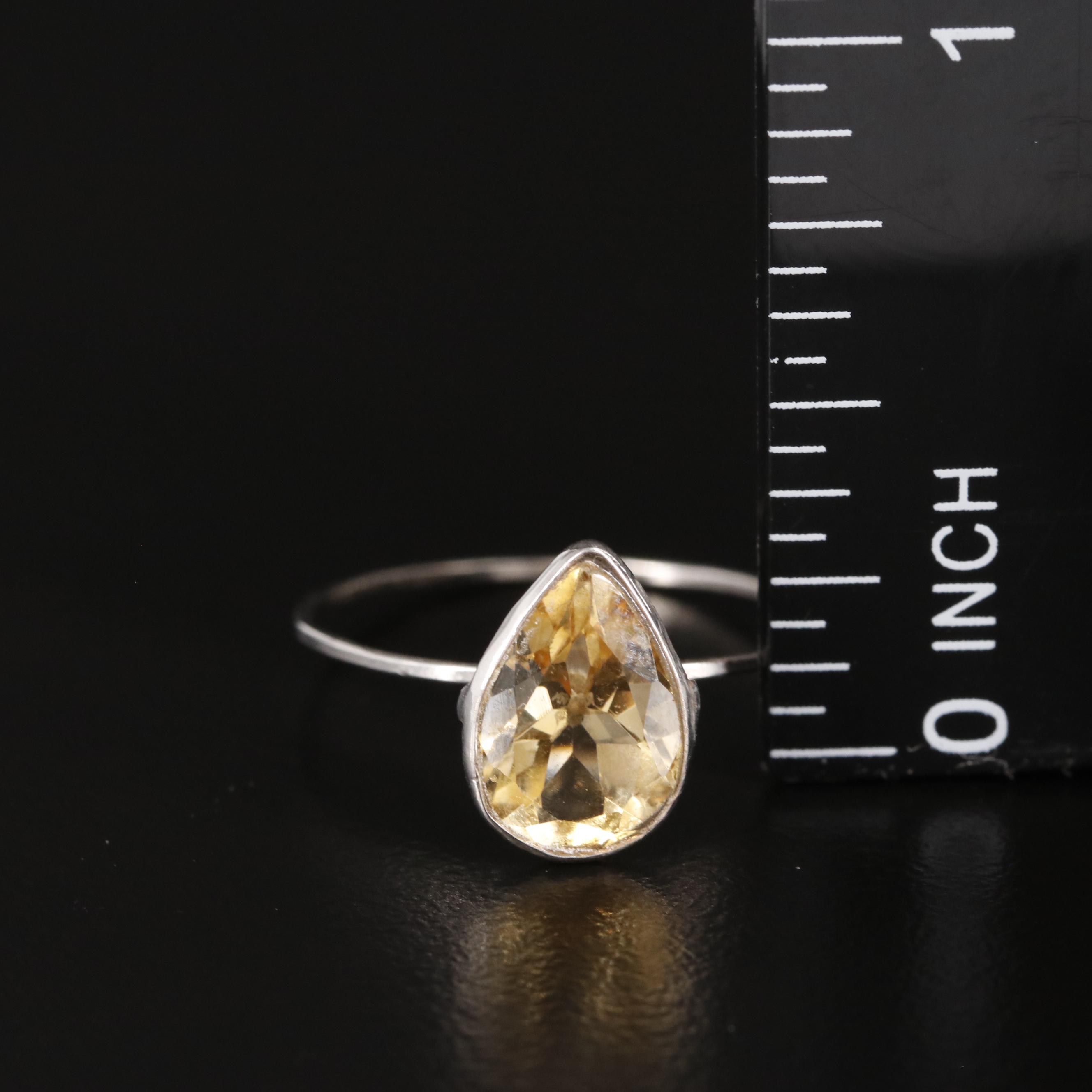14K Citrine Solitaire Ring