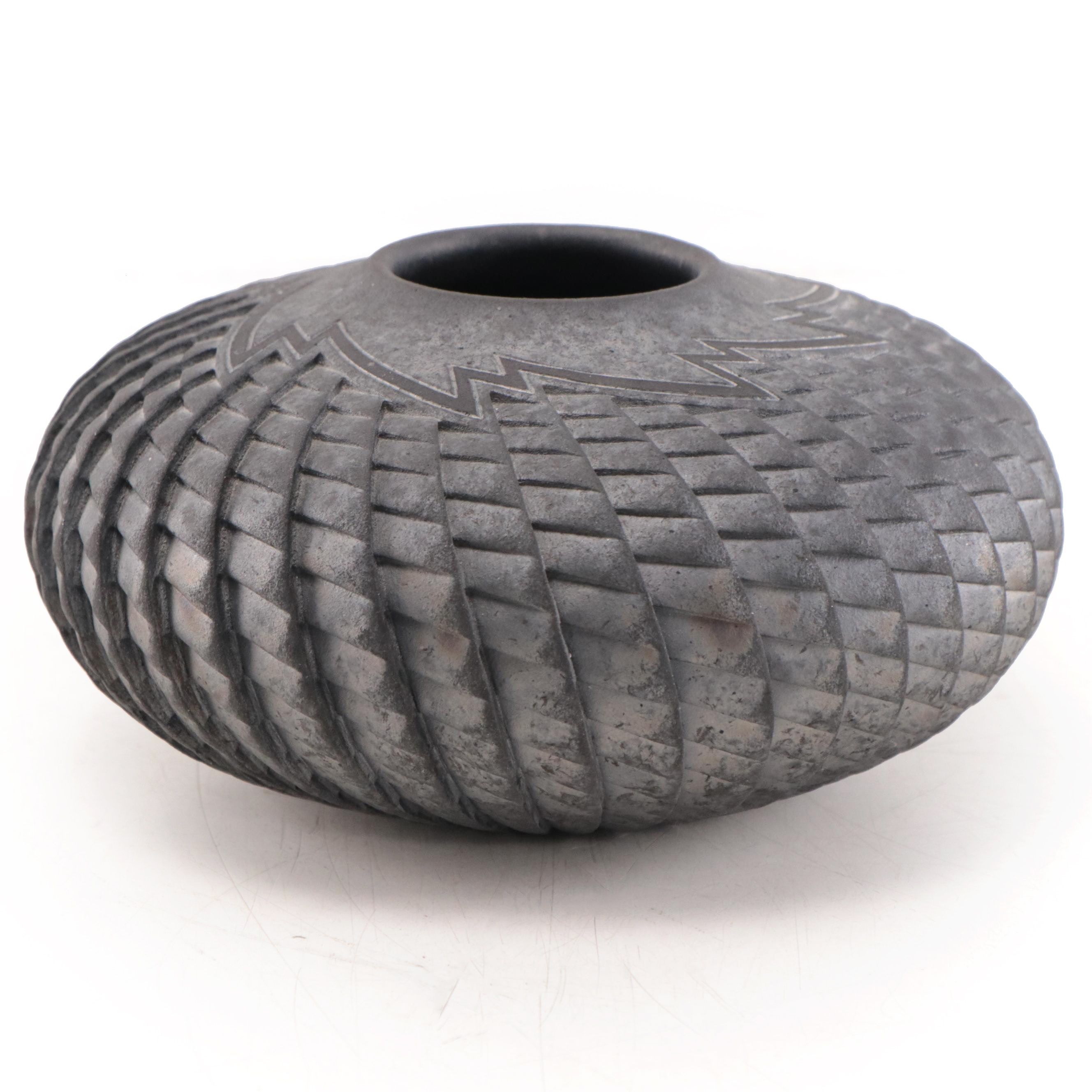 Kenneth Standhardt ZigZag and Lightning Theme Earthenware Vessel