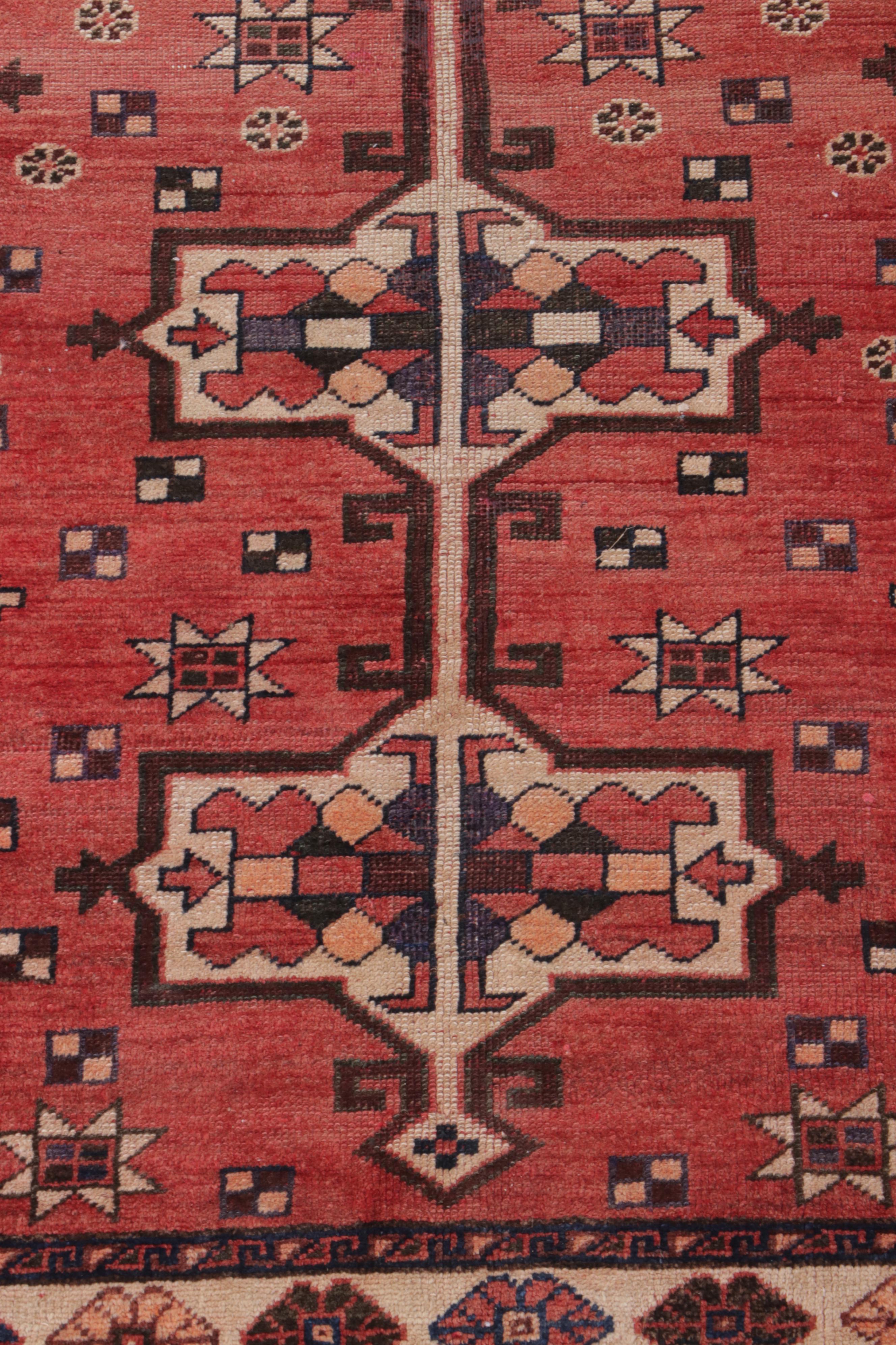 4'9 x 9'4 Hand-Knotted Turkish Dazkırı Area Rug