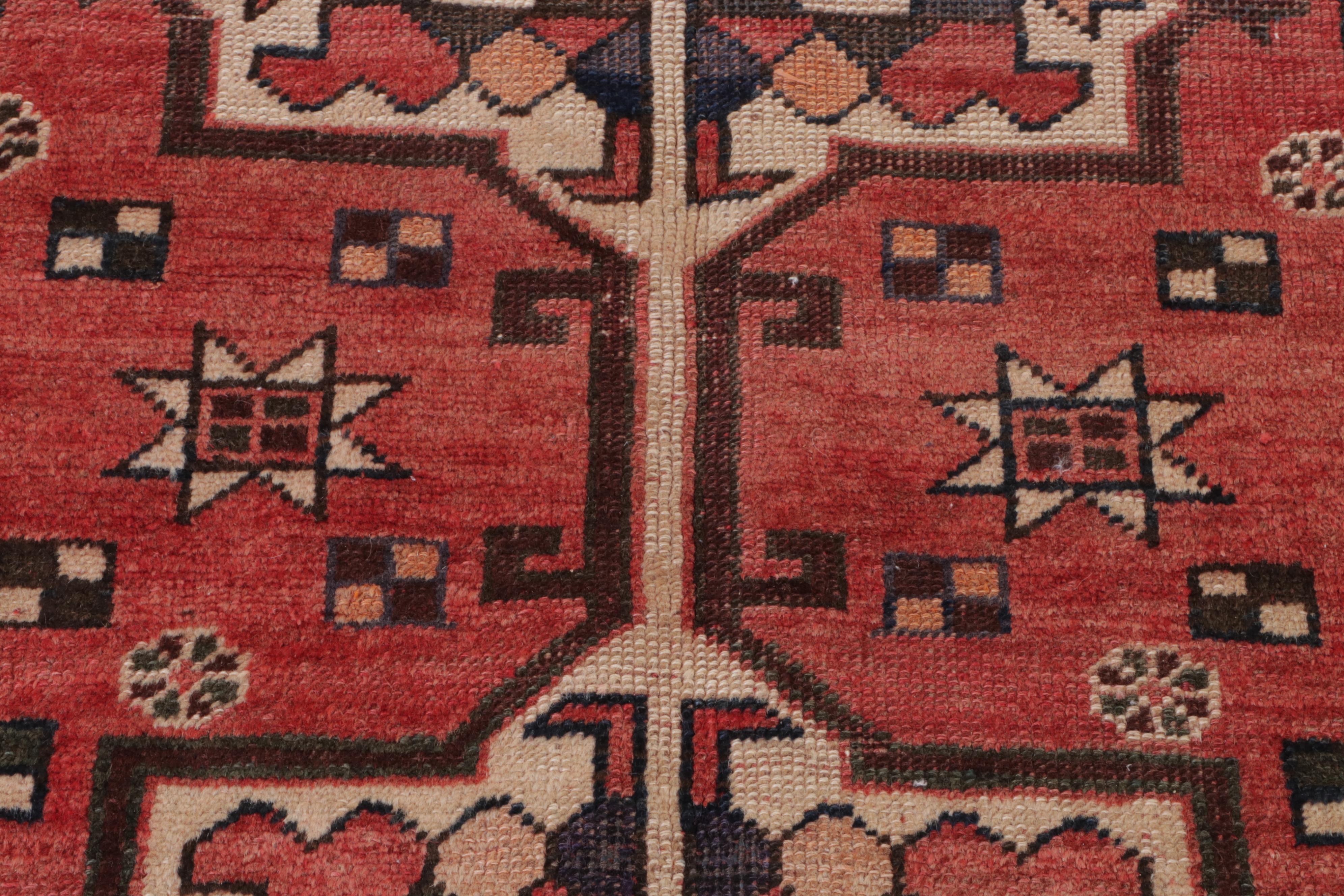 4'9 x 9'4 Hand-Knotted Turkish Dazkırı Area Rug