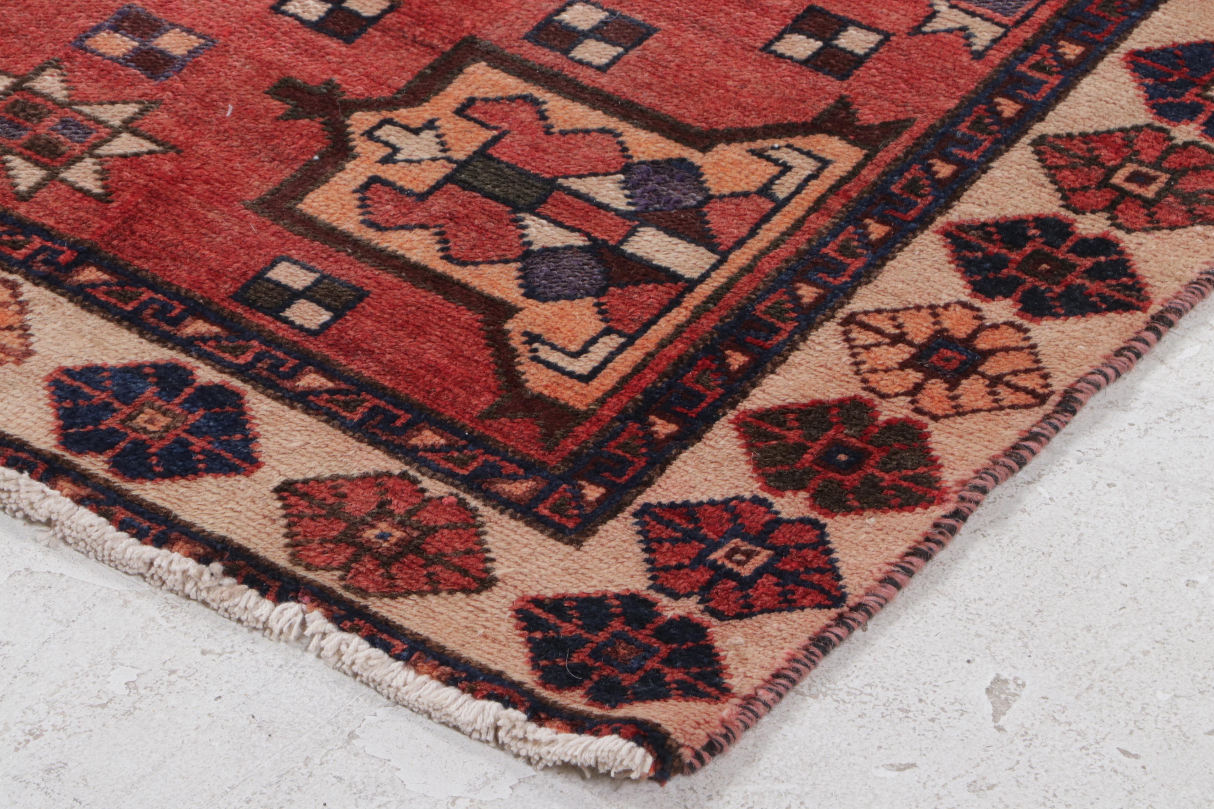 4'9 x 9'4 Hand-Knotted Turkish Dazkırı Area Rug