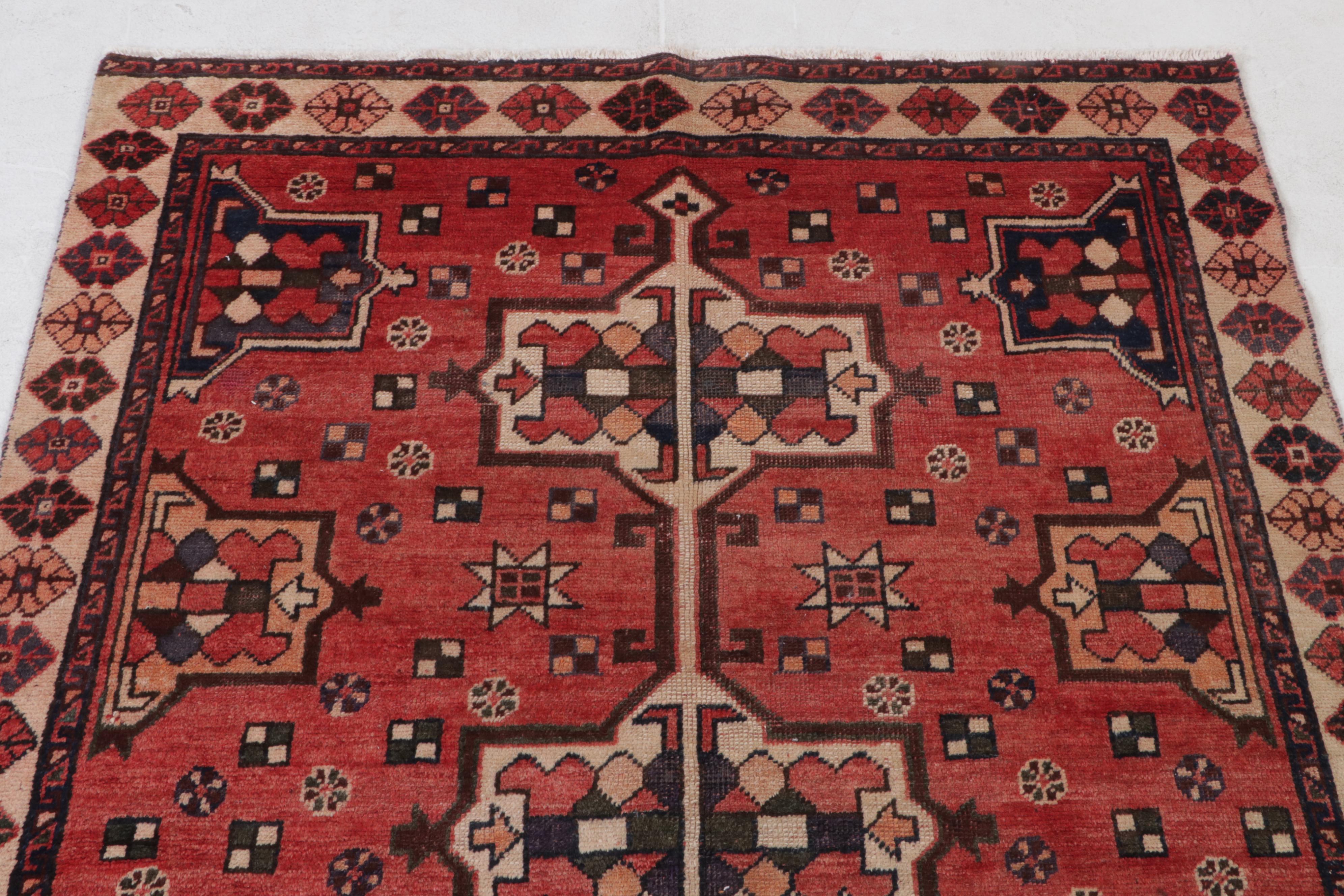 4'9 x 9'4 Hand-Knotted Turkish Dazkırı Area Rug