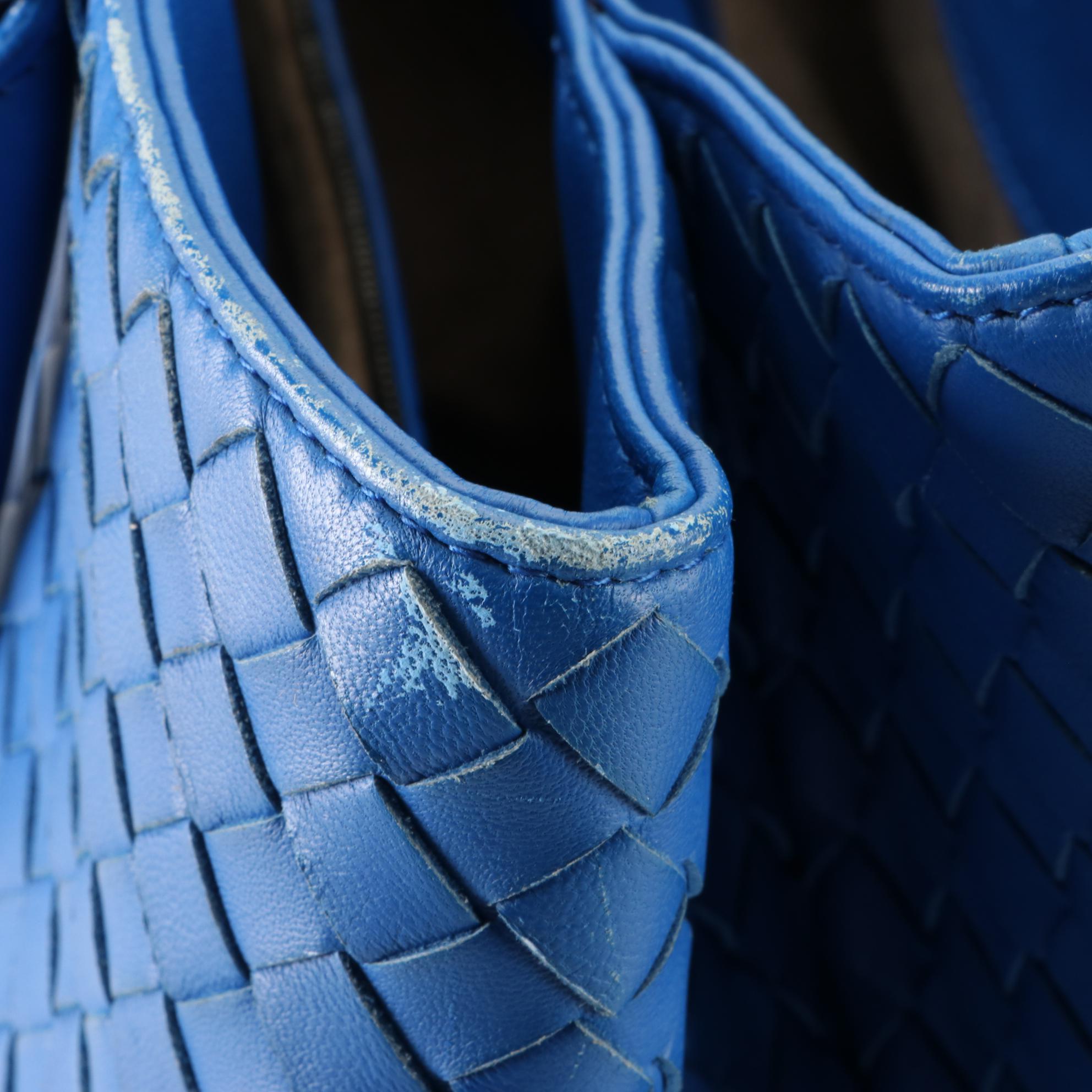 Bottega Veneta Milano Tote in Intrecciato Nappa Leather