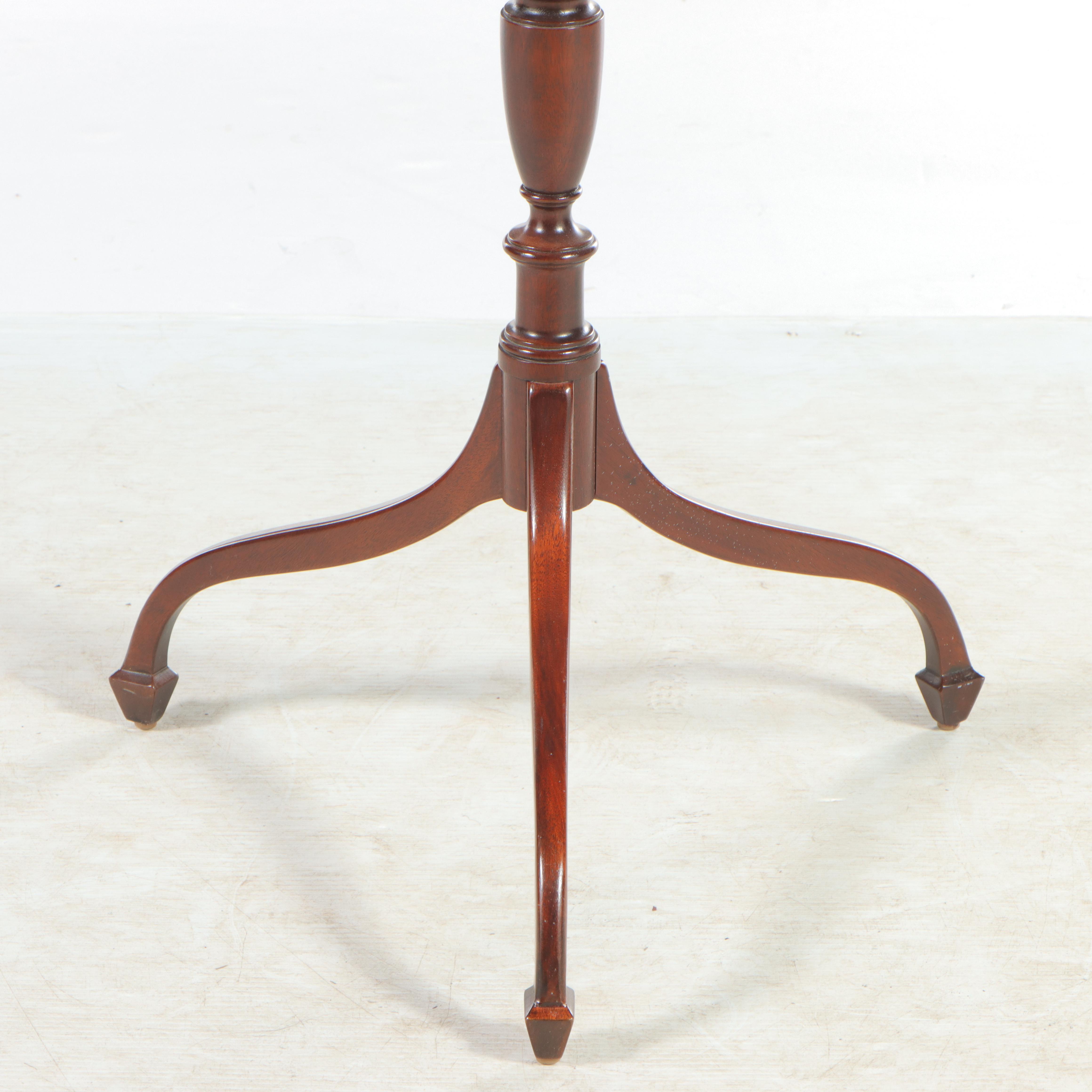 Federal Style Mahogany Candlestand