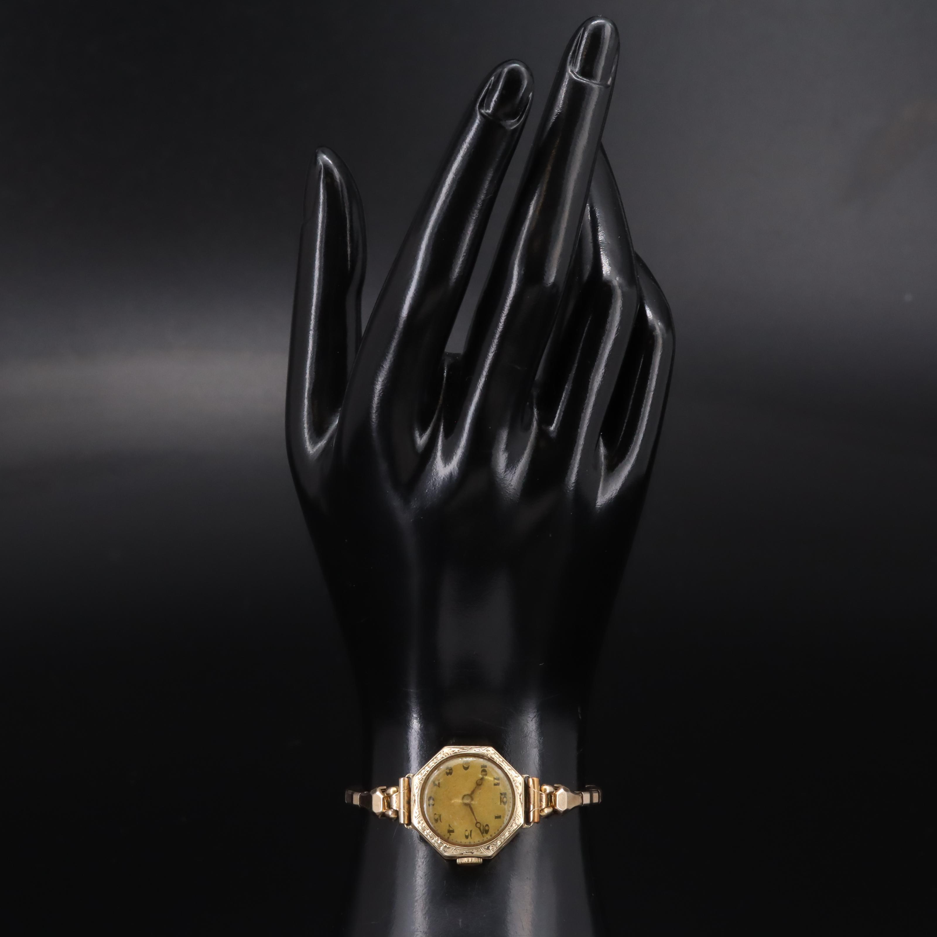 14K Swiss Ornate Octagonal Shape Vintage Watch