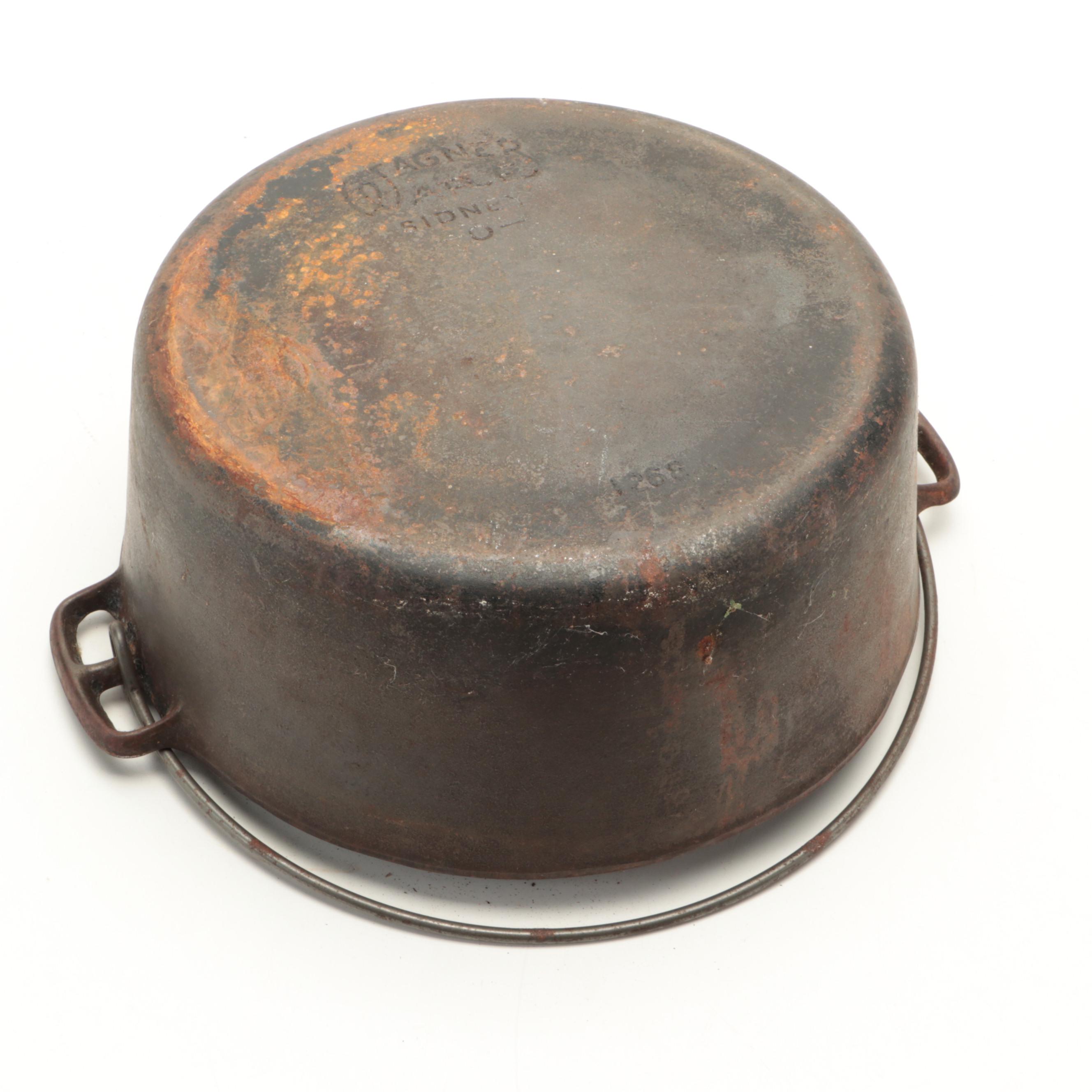 Wagner Cast Iron Dutch Oven with Other Cornbread Molds
