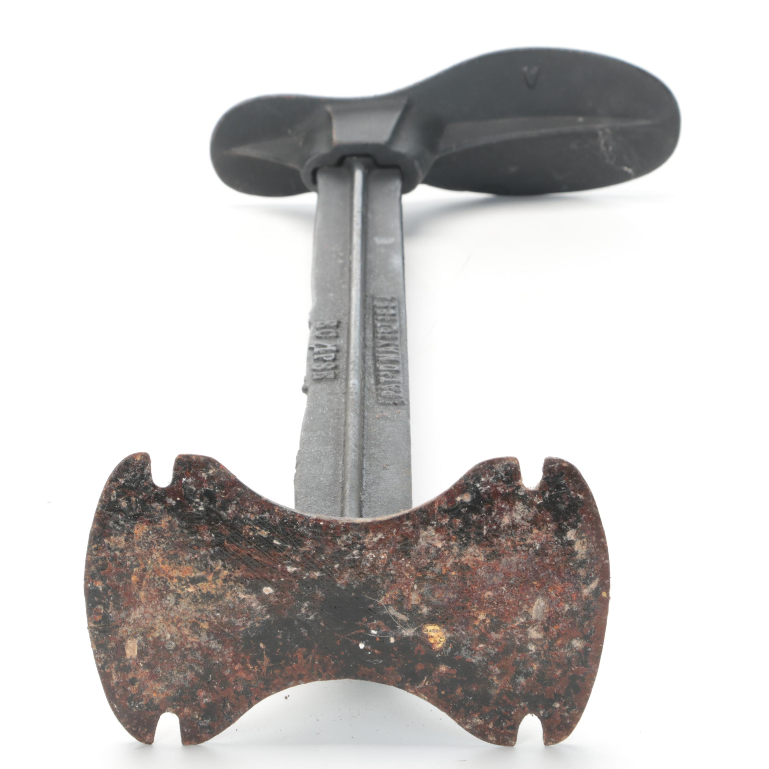 Cast Iron Cobbler's Shoe Stand and Form, Late 19th Century