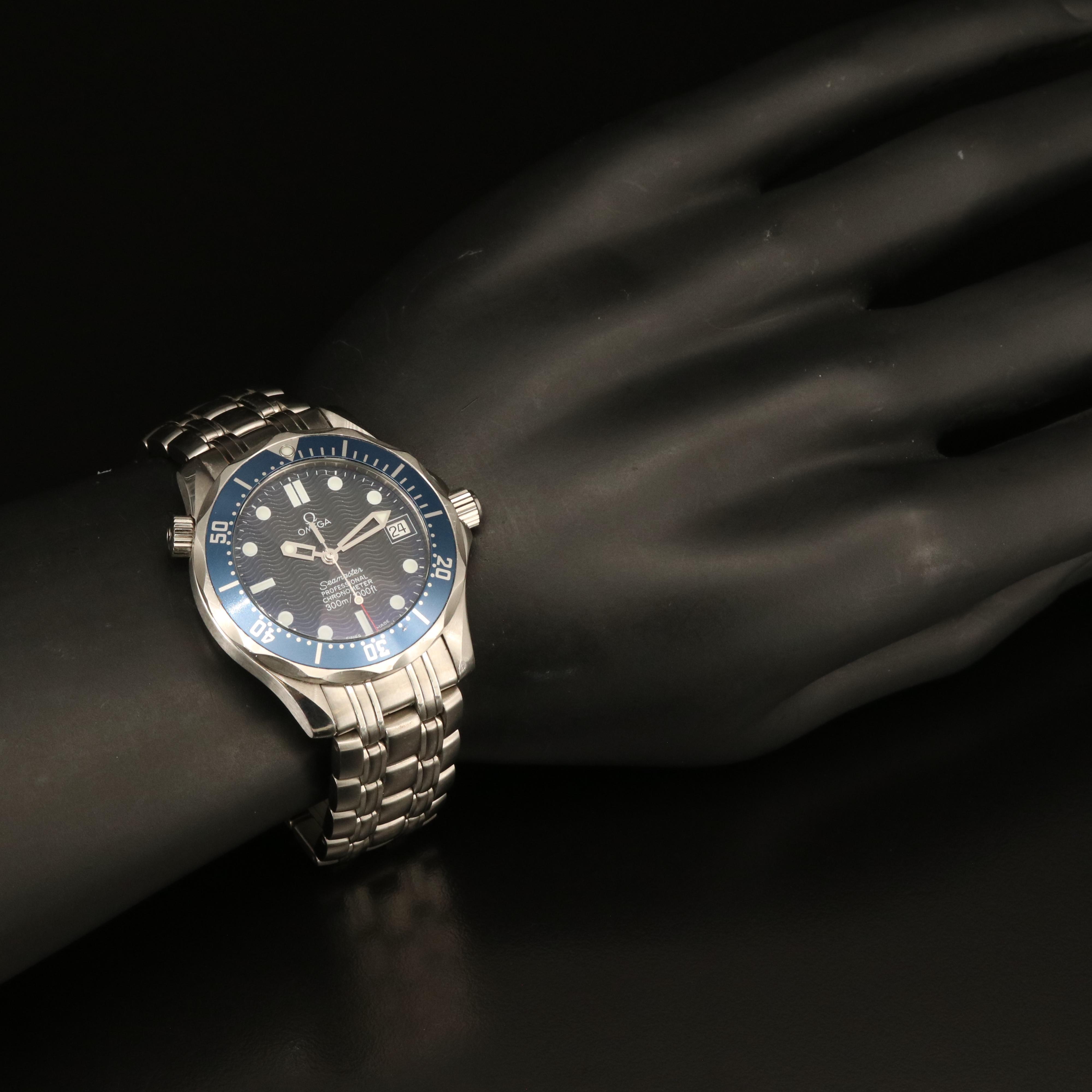 2007 Omega Seamaster Midsize Professional 300 Watch