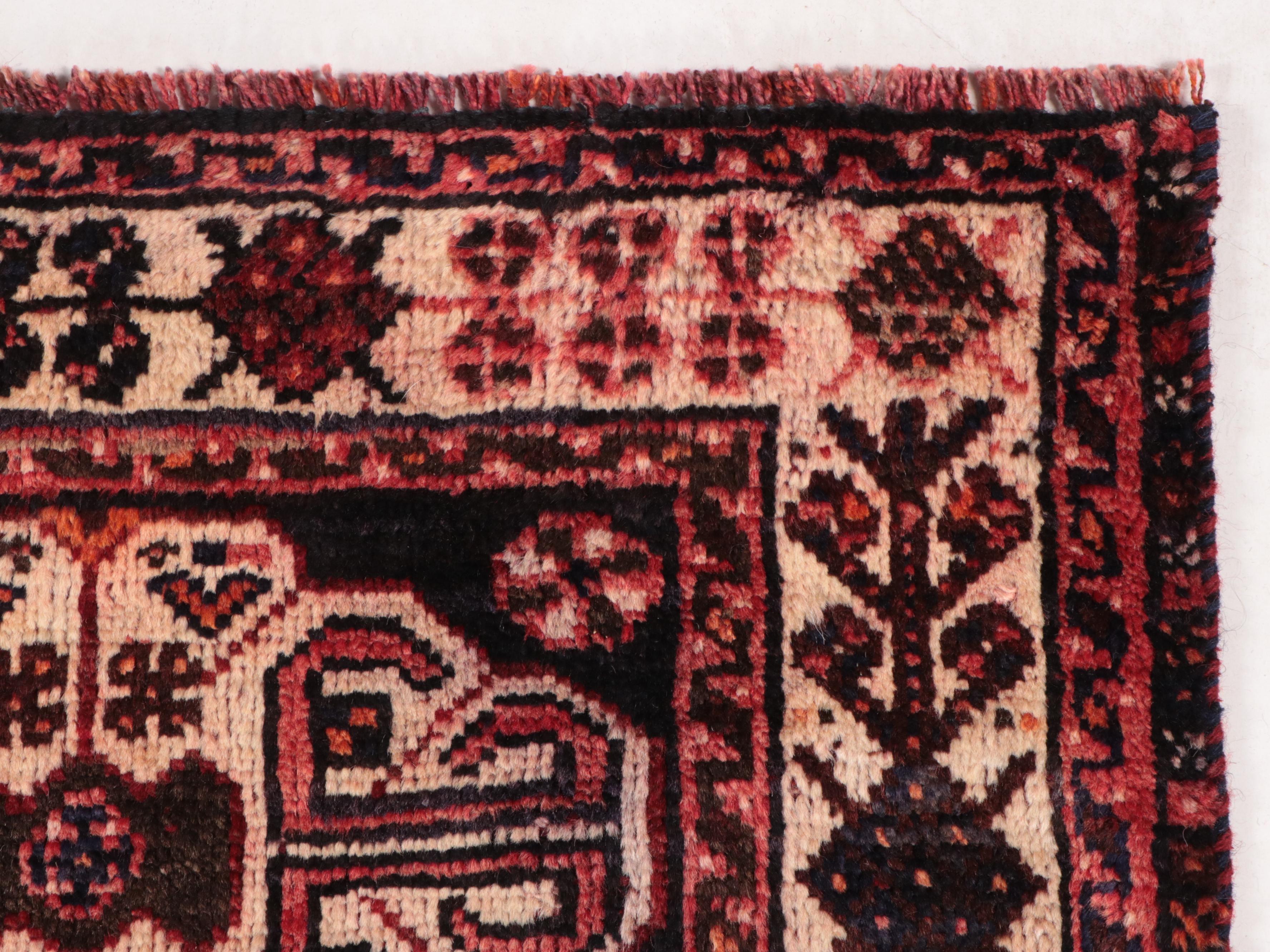 5'7 x 8'3 Hand-Knotted Persian Qashqai Area Rug