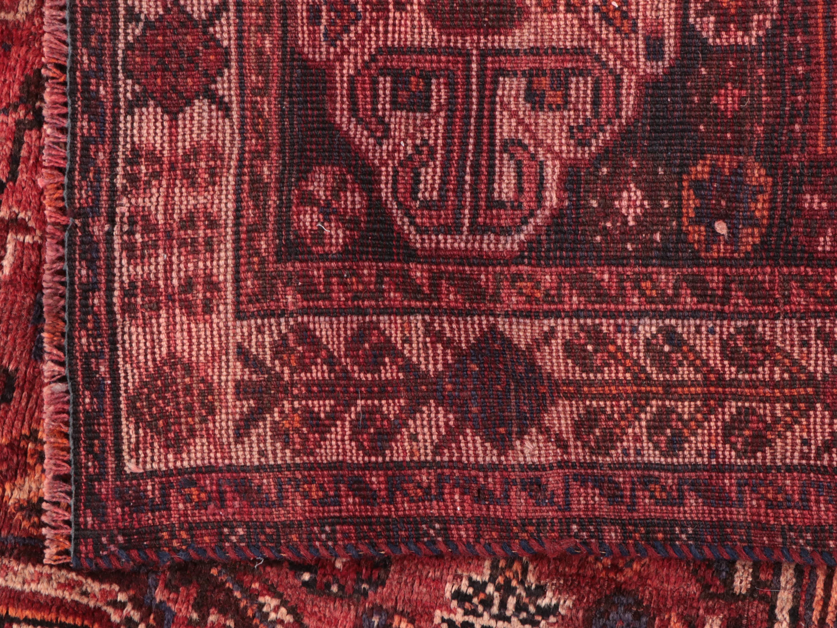 5'7 x 8'3 Hand-Knotted Persian Qashqai Area Rug