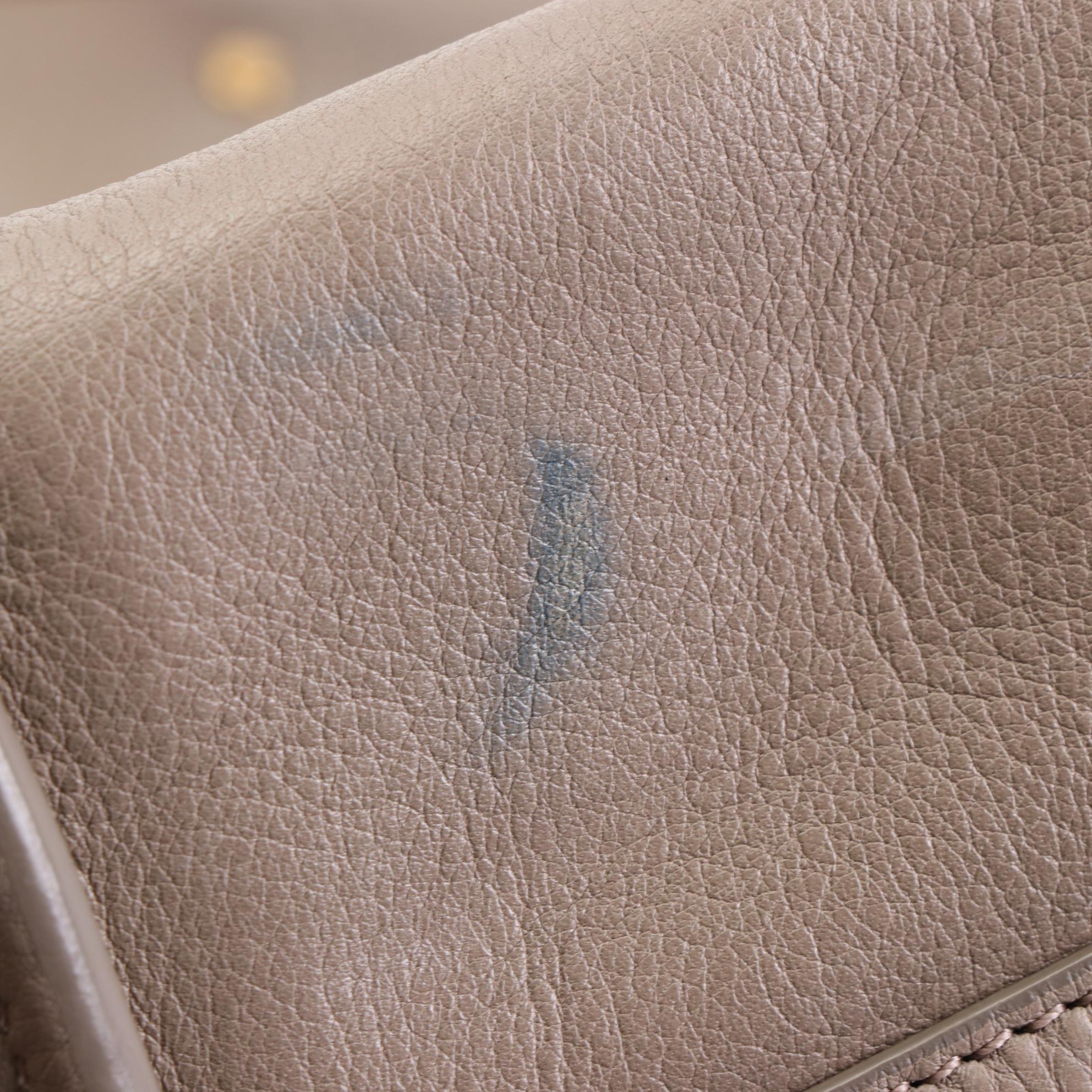 Chloé Medium Vick Tote in Grain Leather with Zip Pouch