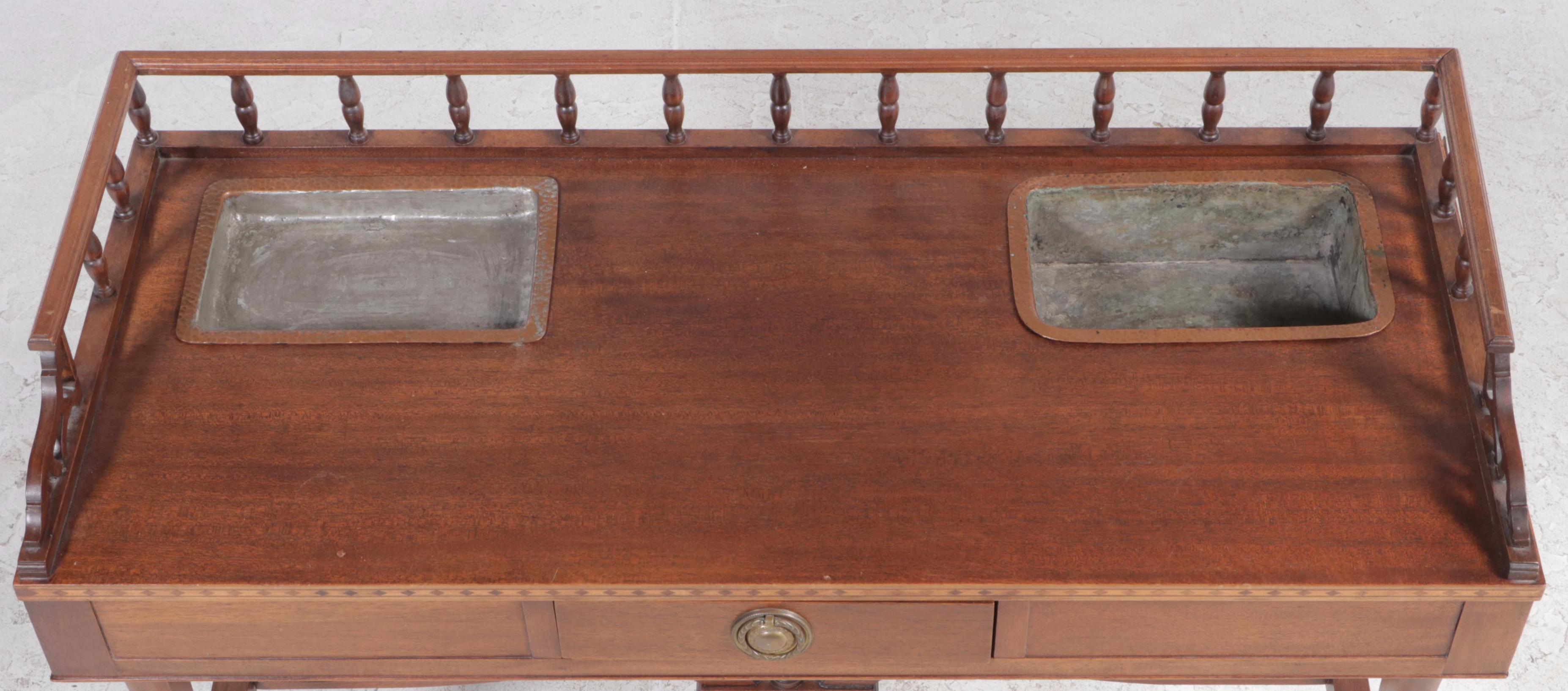 Mahogany and Line-Inlaid Rafraichissoir Dry Bar Table