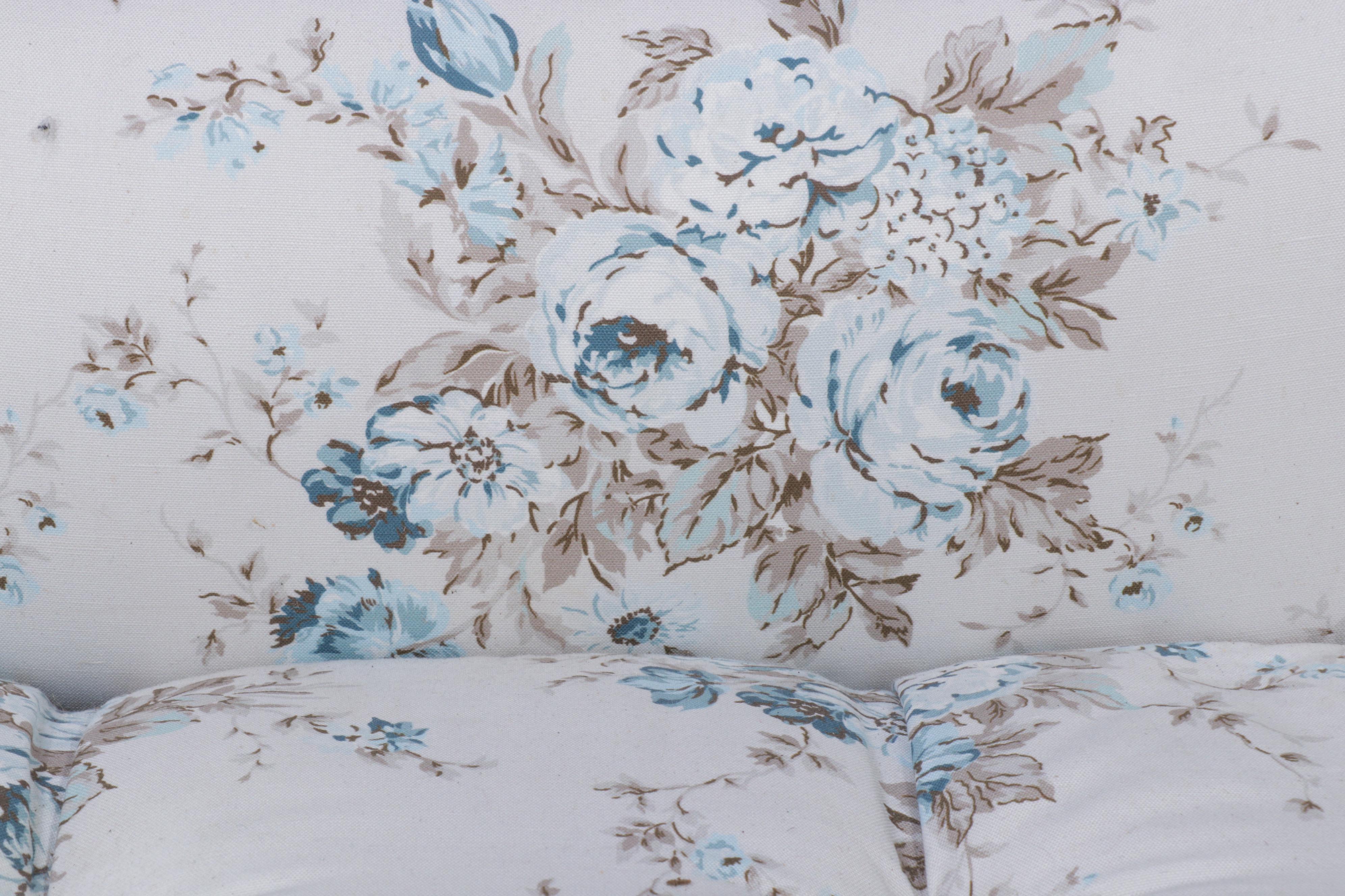 Floral-Upholstered Bed Bench Sofa