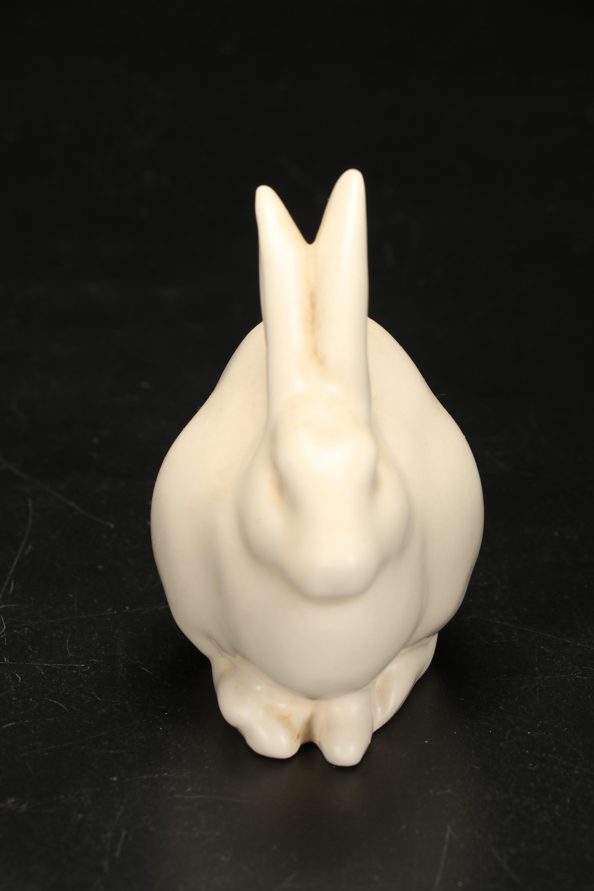 Rookwood Pottery Ivory Glaze Rabbit Paperweight, Mid-20th Century