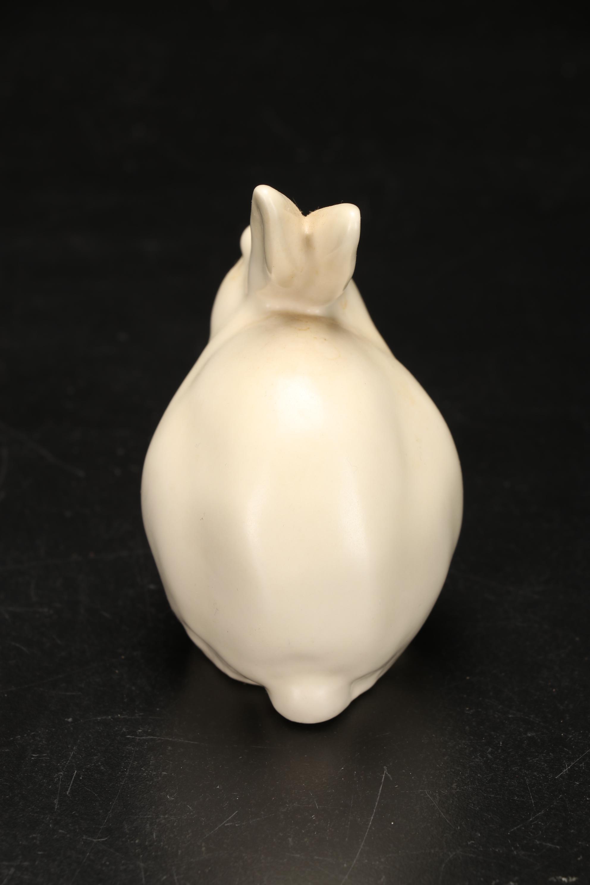 Rookwood Pottery Ivory Glaze Rabbit Paperweight, Mid-20th Century