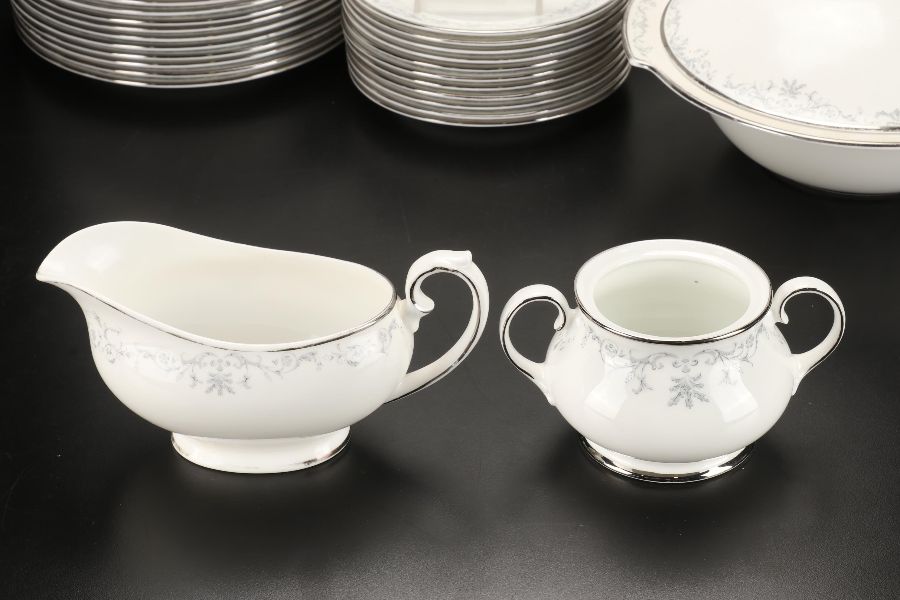 Gorham "Della Regina" Bone China Tableware, Mid to Late 20th Century