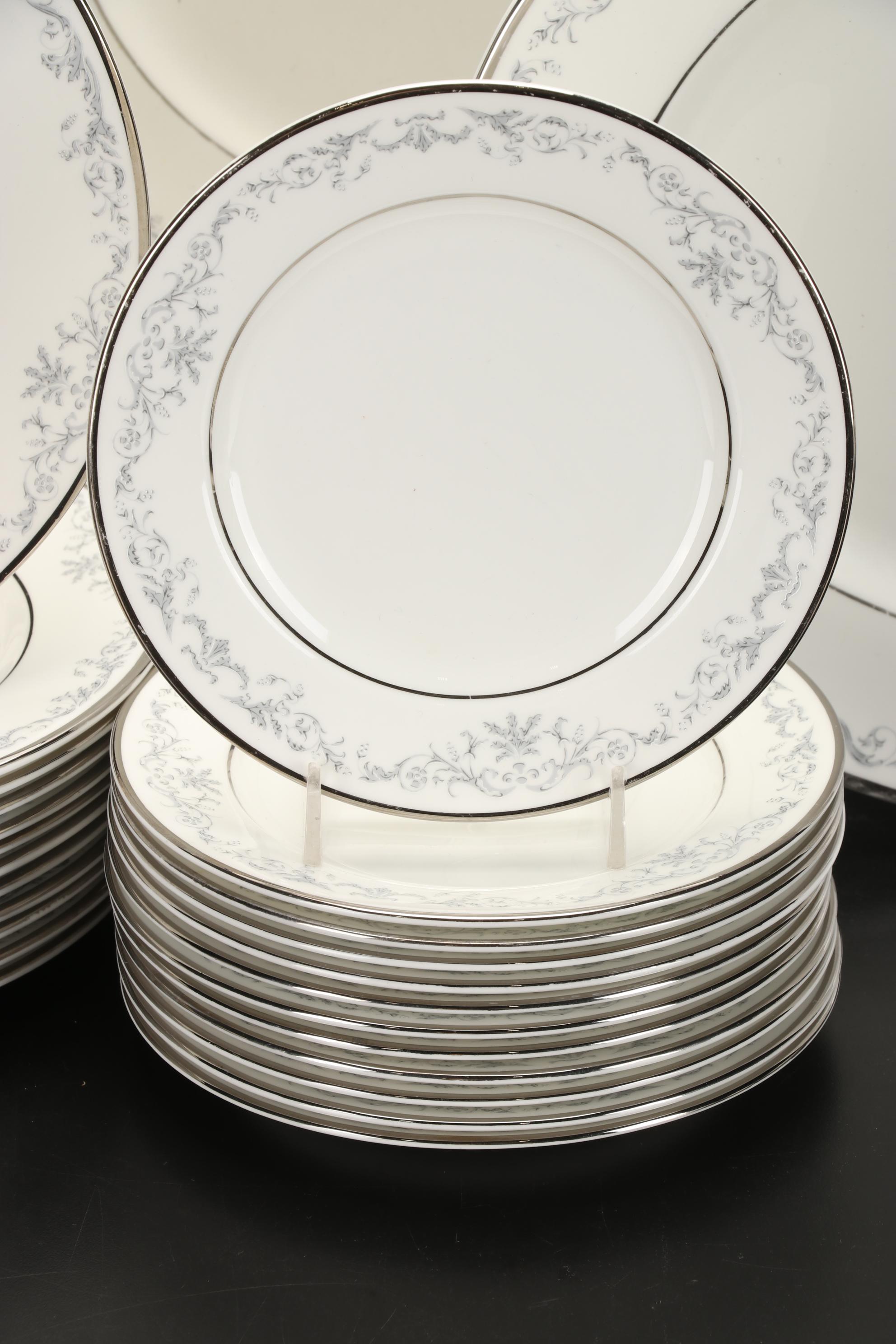 Gorham "Della Regina" Bone China Tableware, Mid to Late 20th Century