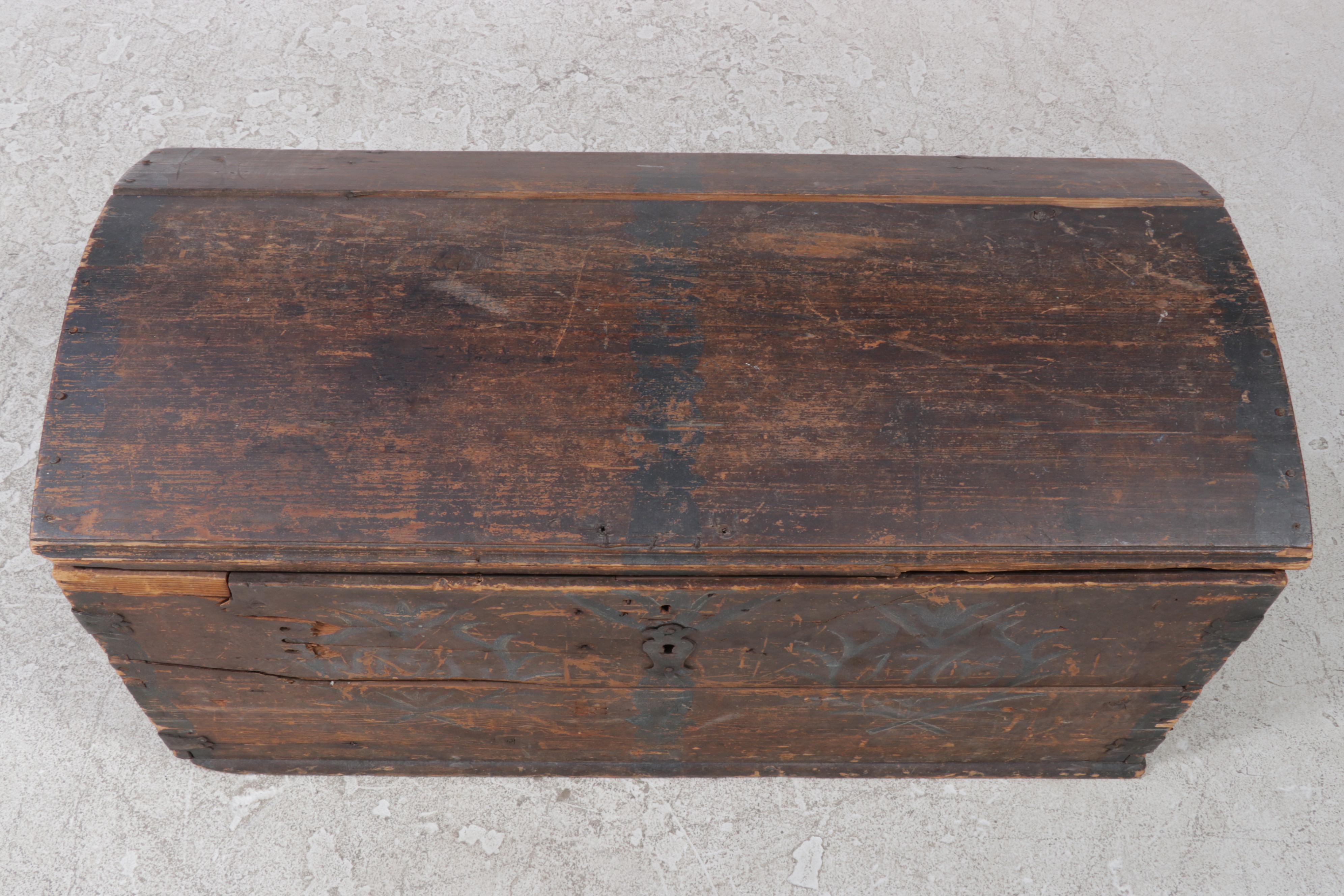 Scandinavian Pine Dome Top Travel Trunk, 19th Century