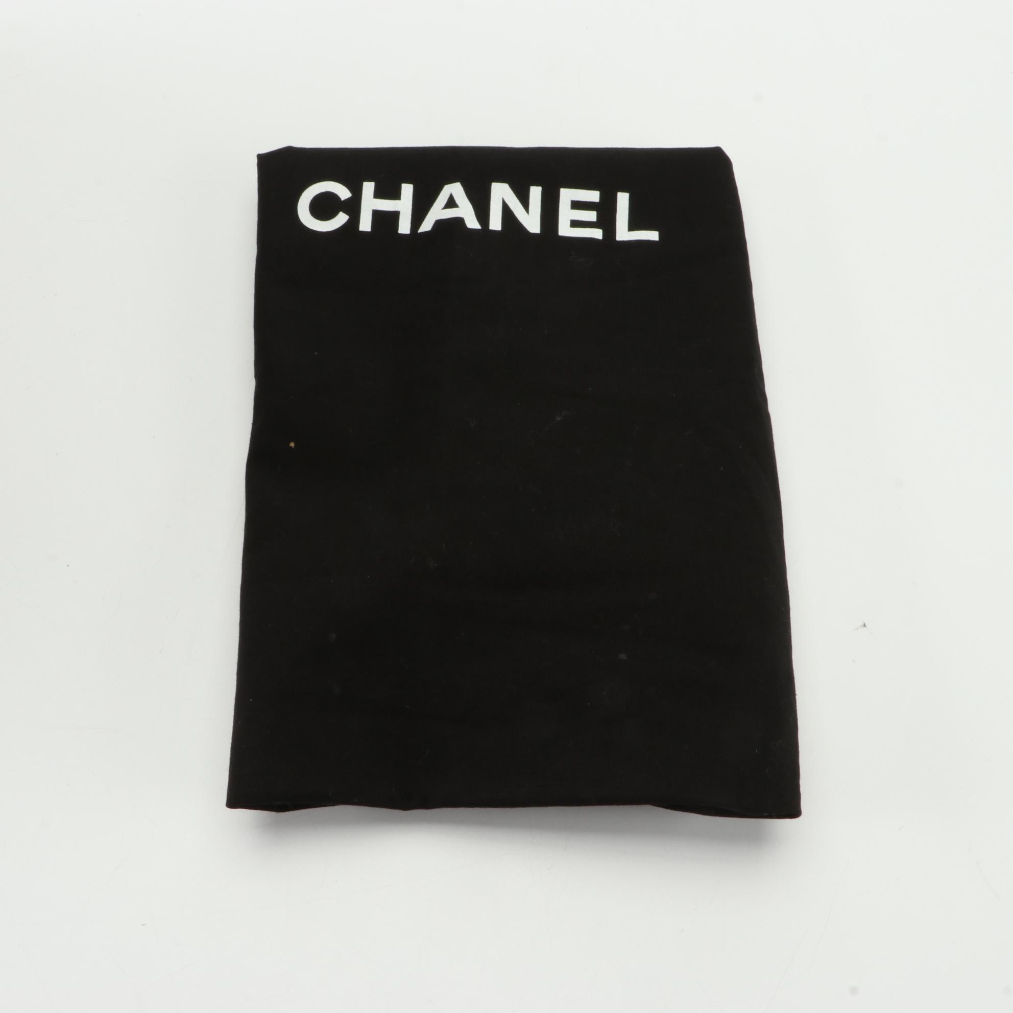 Chanel Medium Chevron Matelassé Wrinkled Lambskin CC Medallion Charm Tote