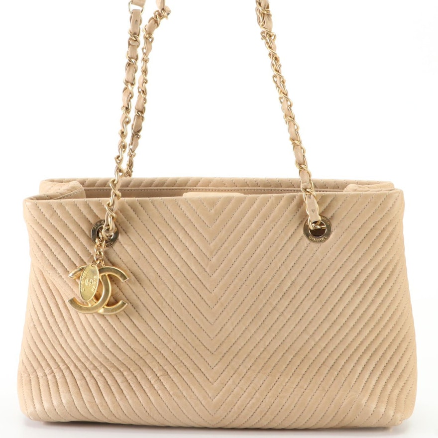 Chanel Medium Chevron Matelassé Wrinkled Lambskin CC Medallion Charm Tote