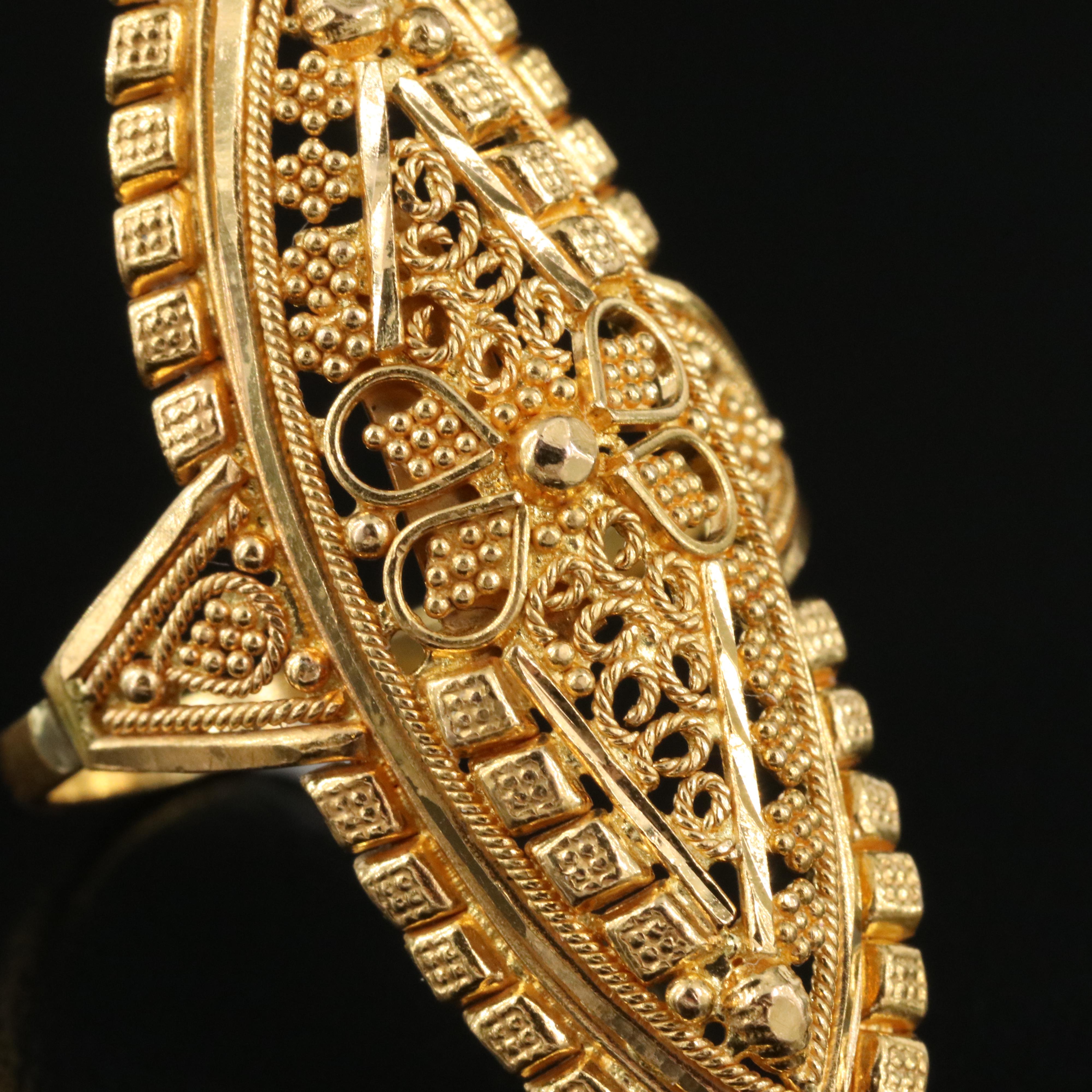 22K Granulated Navette Ring