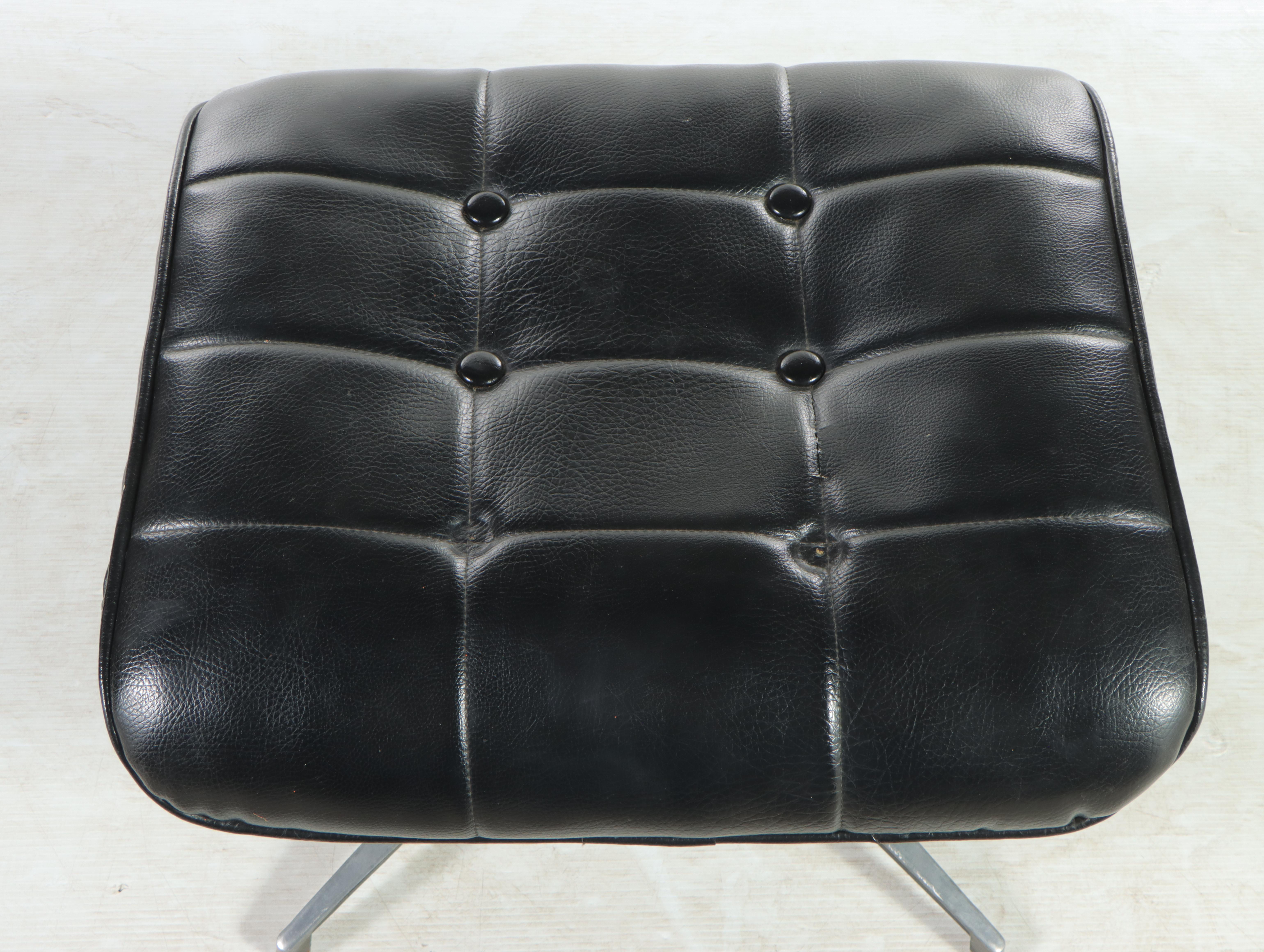 Homecrest Industries Inc. Mid Century Modern Swivel-Rocker with Ottoman