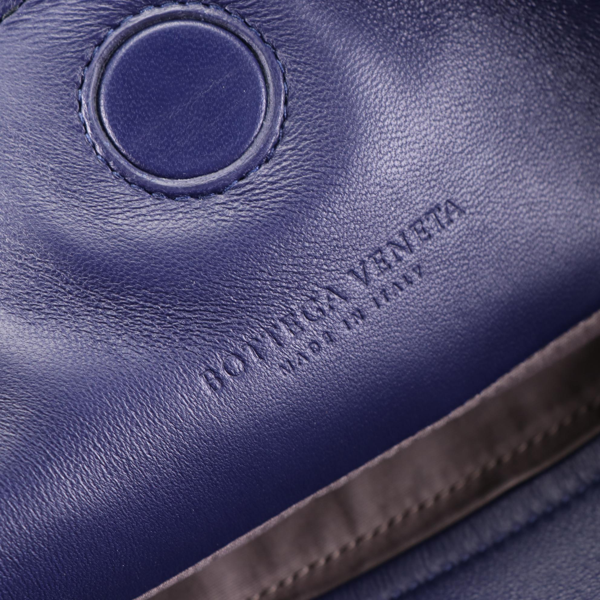 Bottega Veneta Zip Pocket Tote in Smooth and Intrecciato Leather