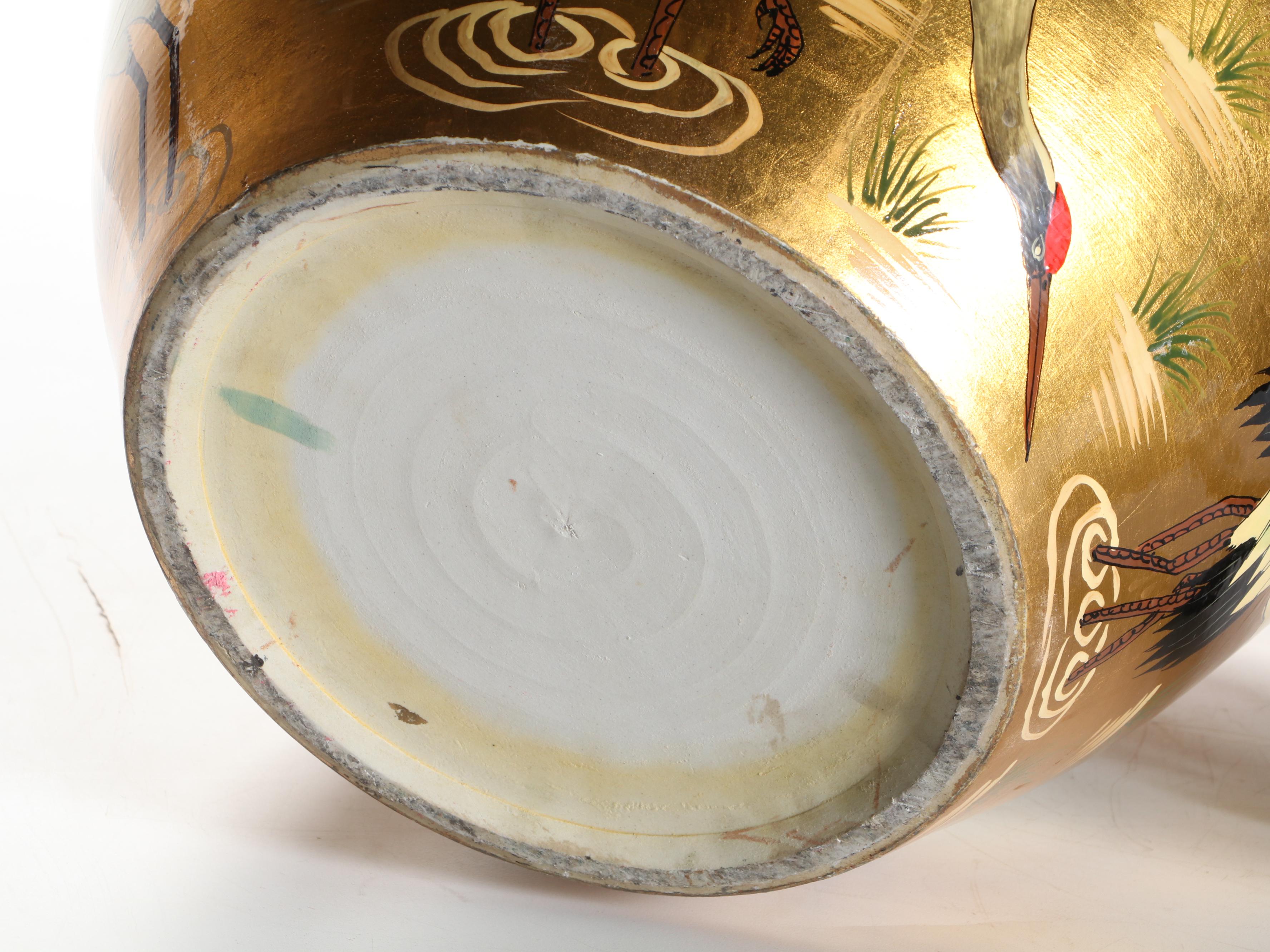 Gilt Lacquered Crane Motif Porcelain Fishbowl Planter and Stand