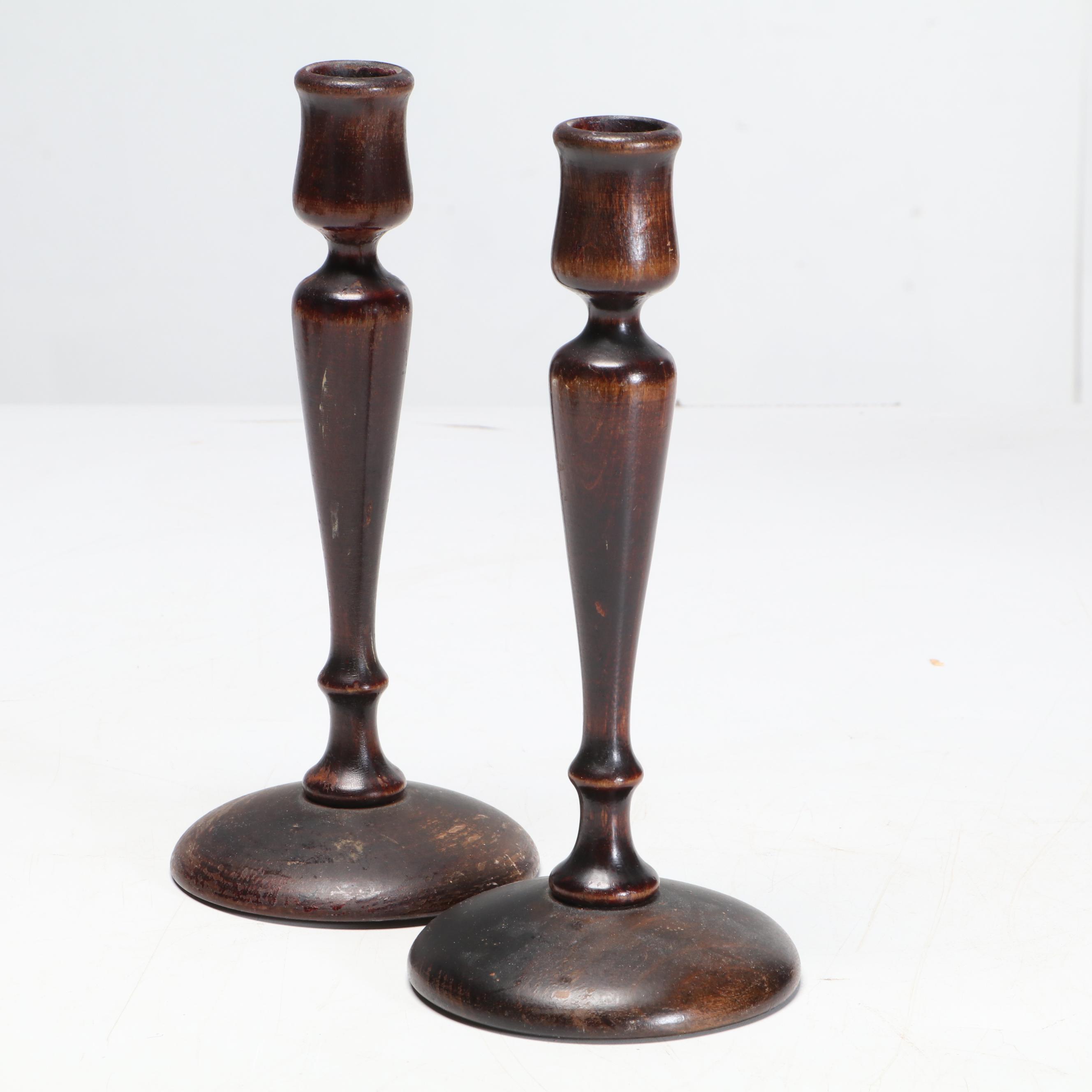 Oak Frame Wall Mirror with Wooden Low Table and More Décor