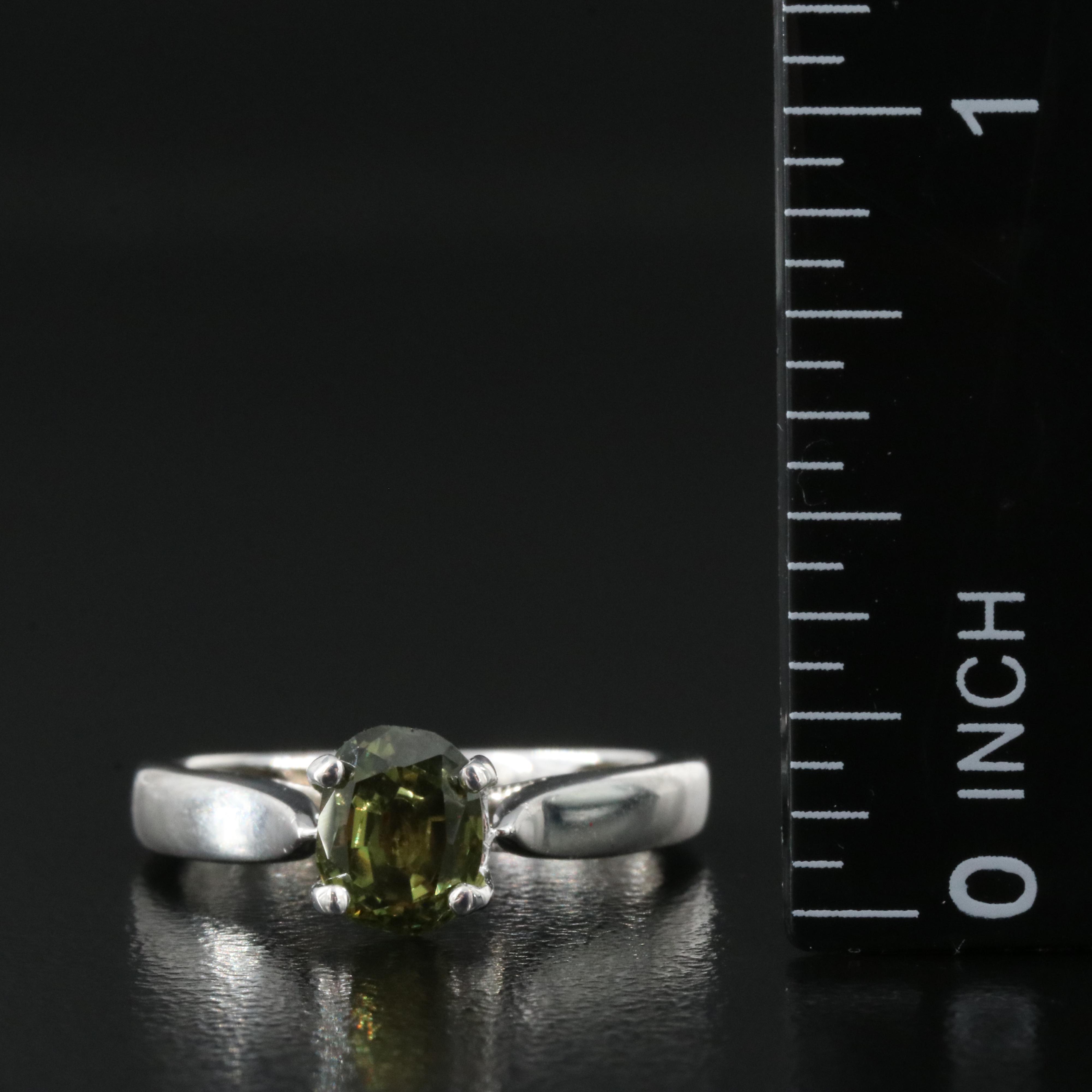 18K 1.46 CT Alexandrite and Diamond Ring with GIA Report